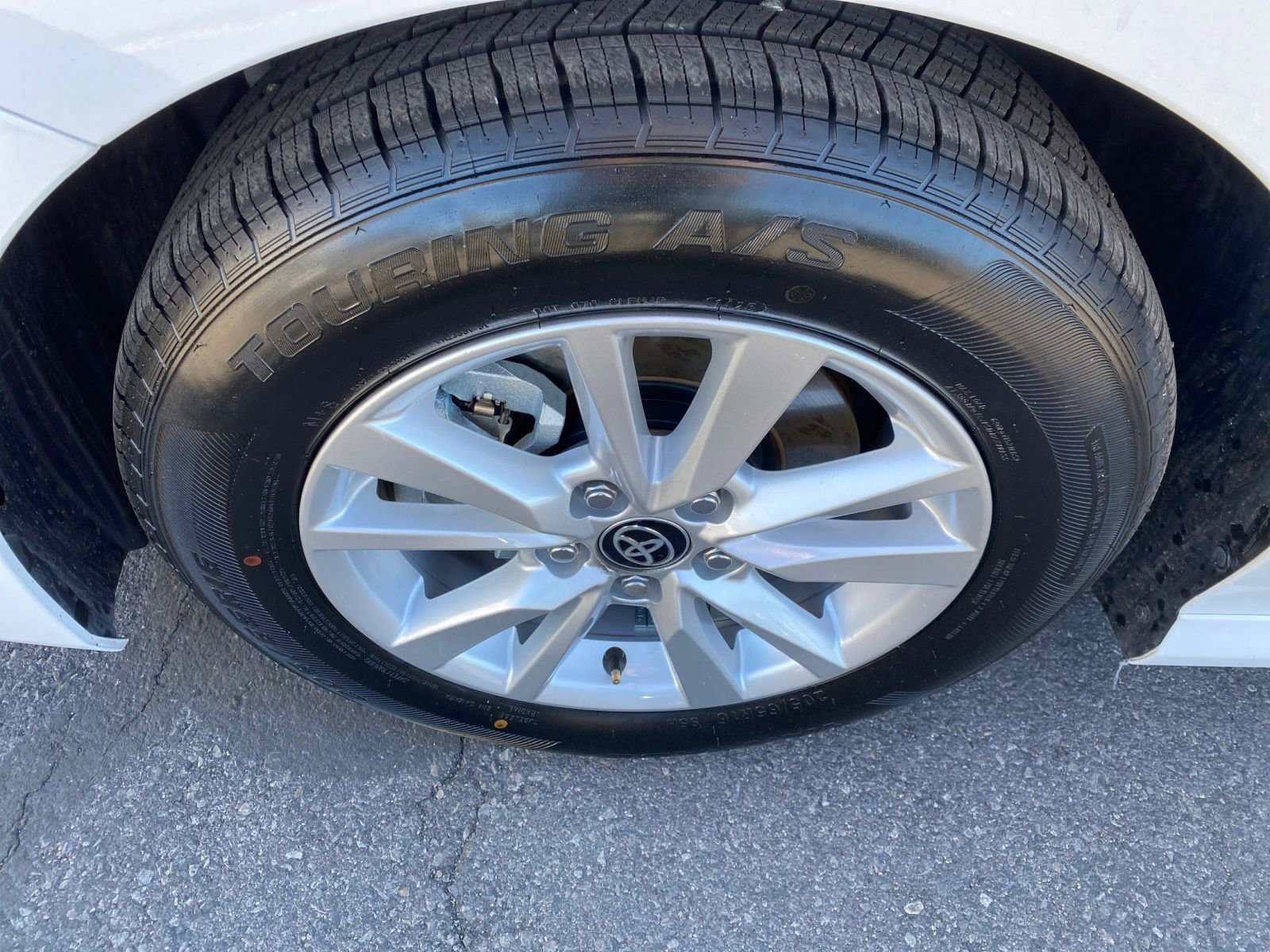 Thumbnail: 2025 Toyota Camry - 30