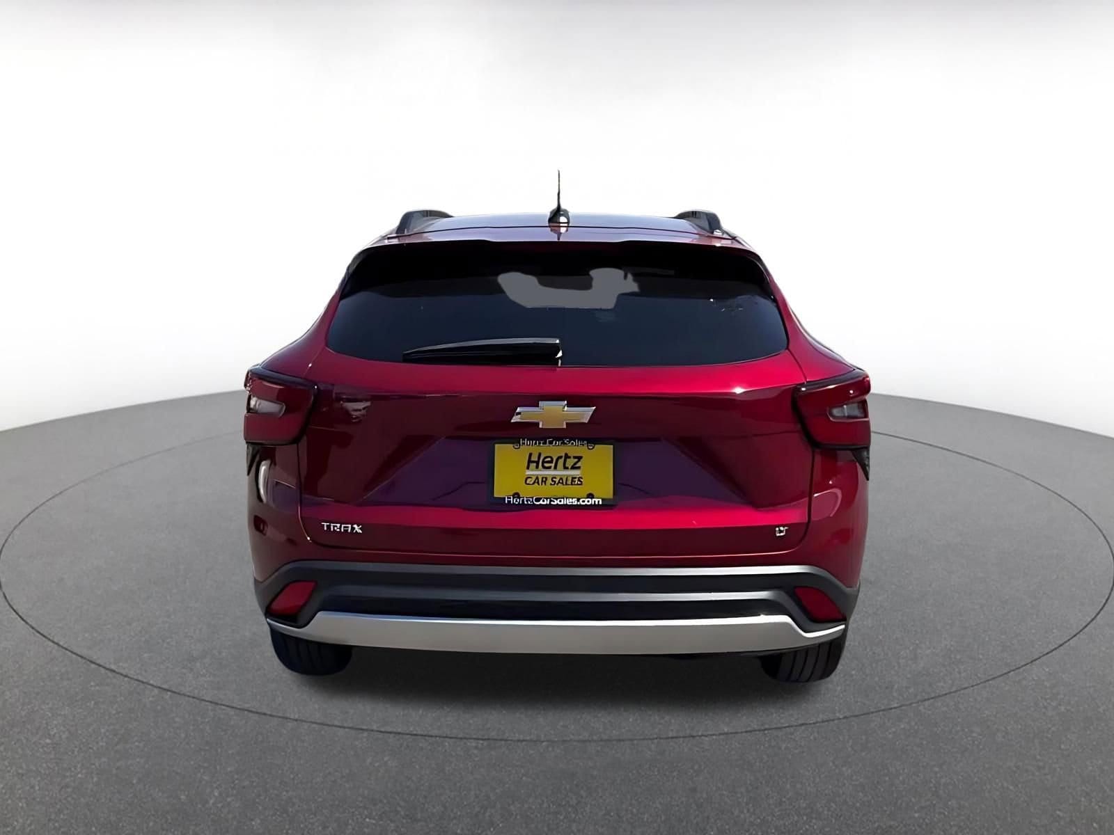 Thumbnail: 2025 Chevrolet Trax - 12
