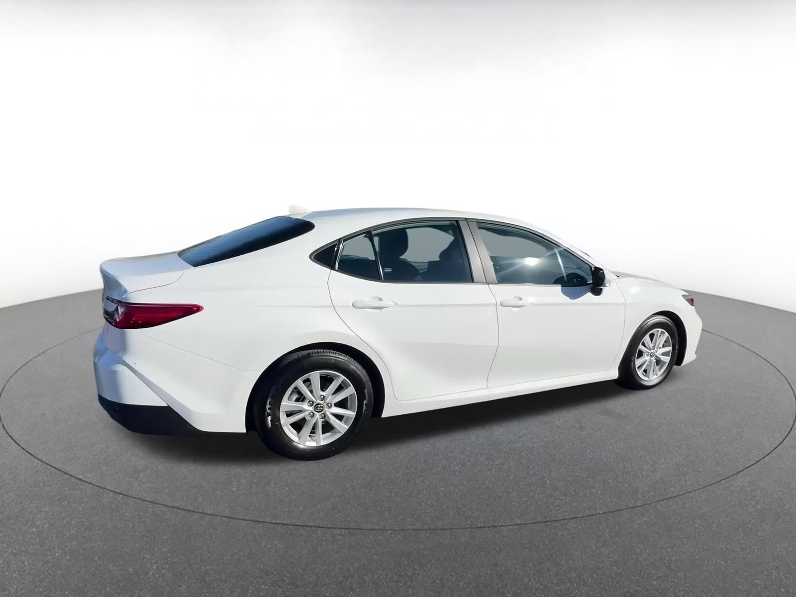 Thumbnail: 2025 Toyota Camry - 15