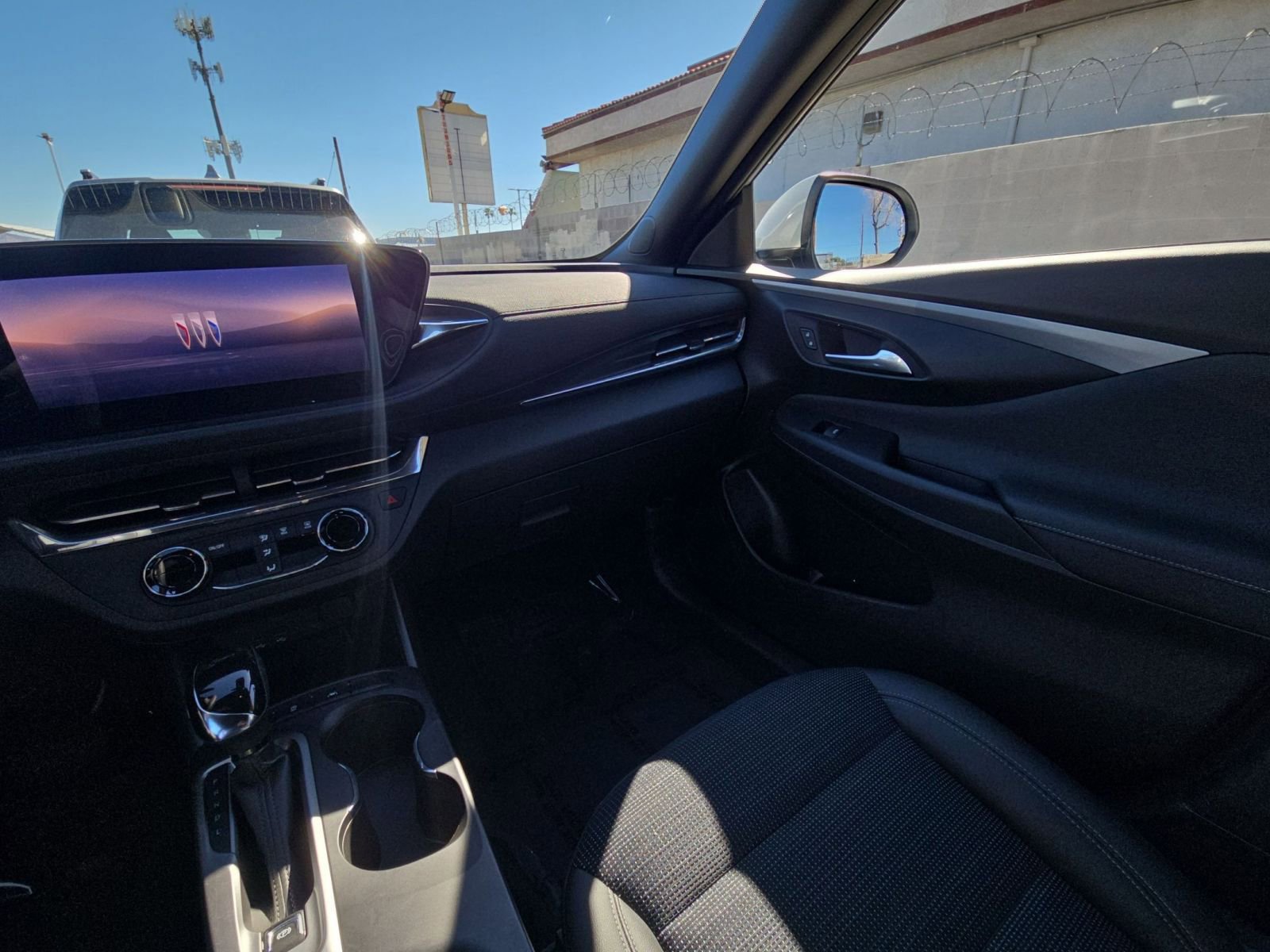 Thumbnail: 2025 Buick Envista - 12