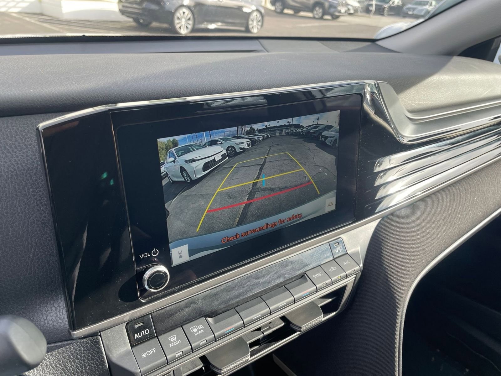 Thumbnail: 2025 Toyota Camry - 17