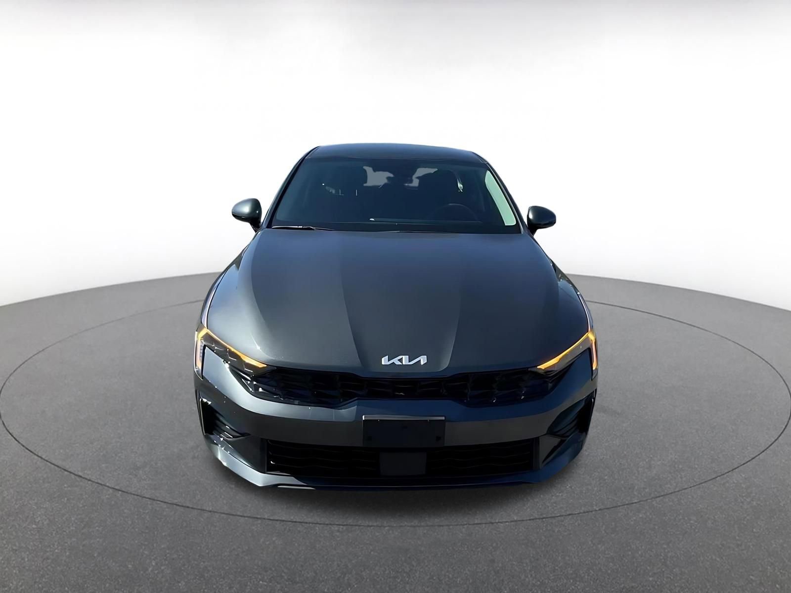 Thumbnail: 2025 Kia K5 - 4