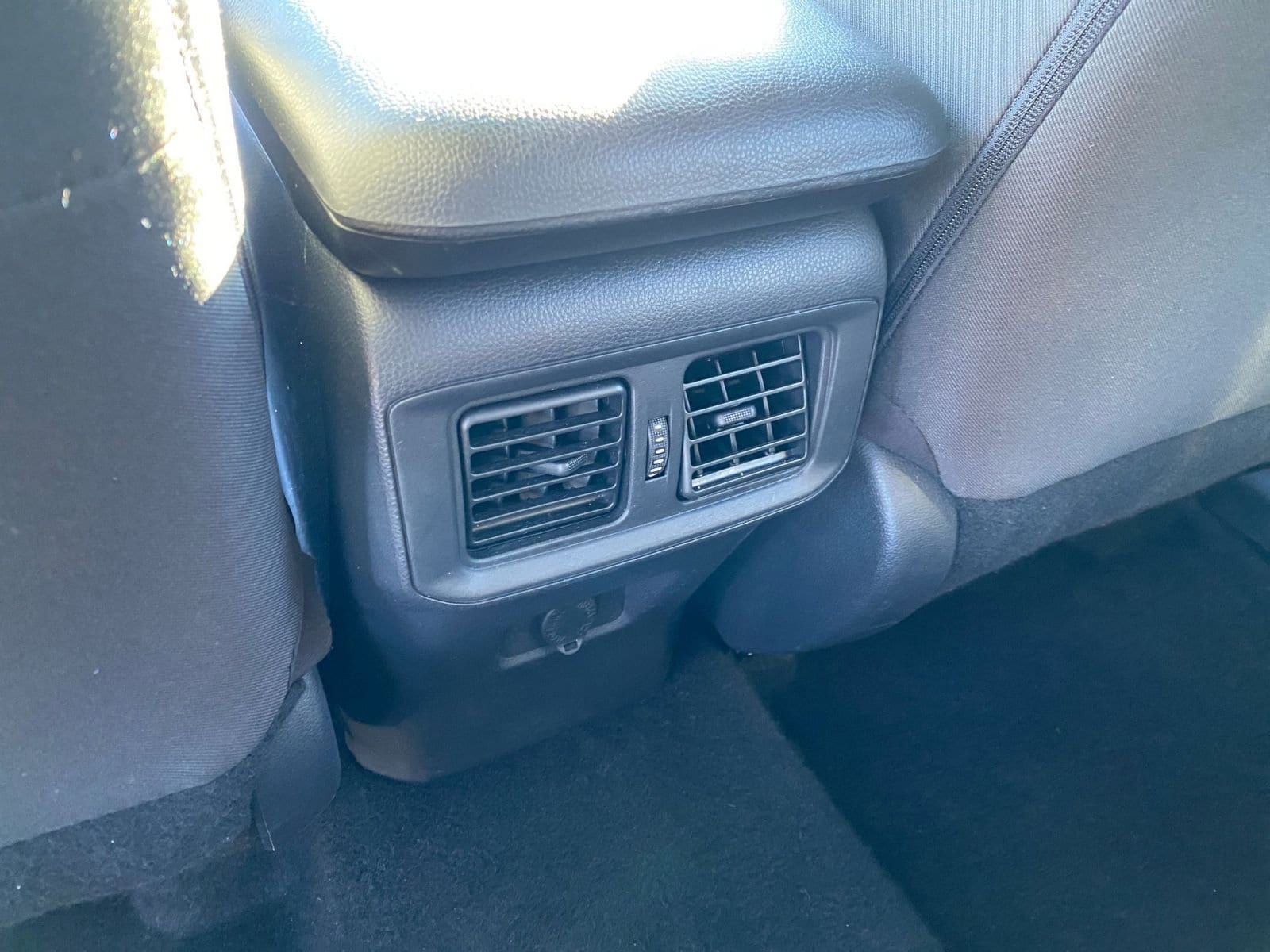 Thumbnail: 2025 Toyota RAV4 - 24