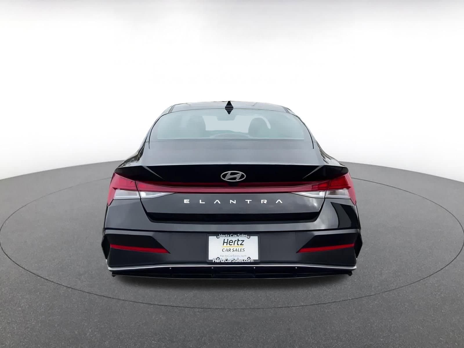 Thumbnail: 2025 Hyundai Elantra - 12