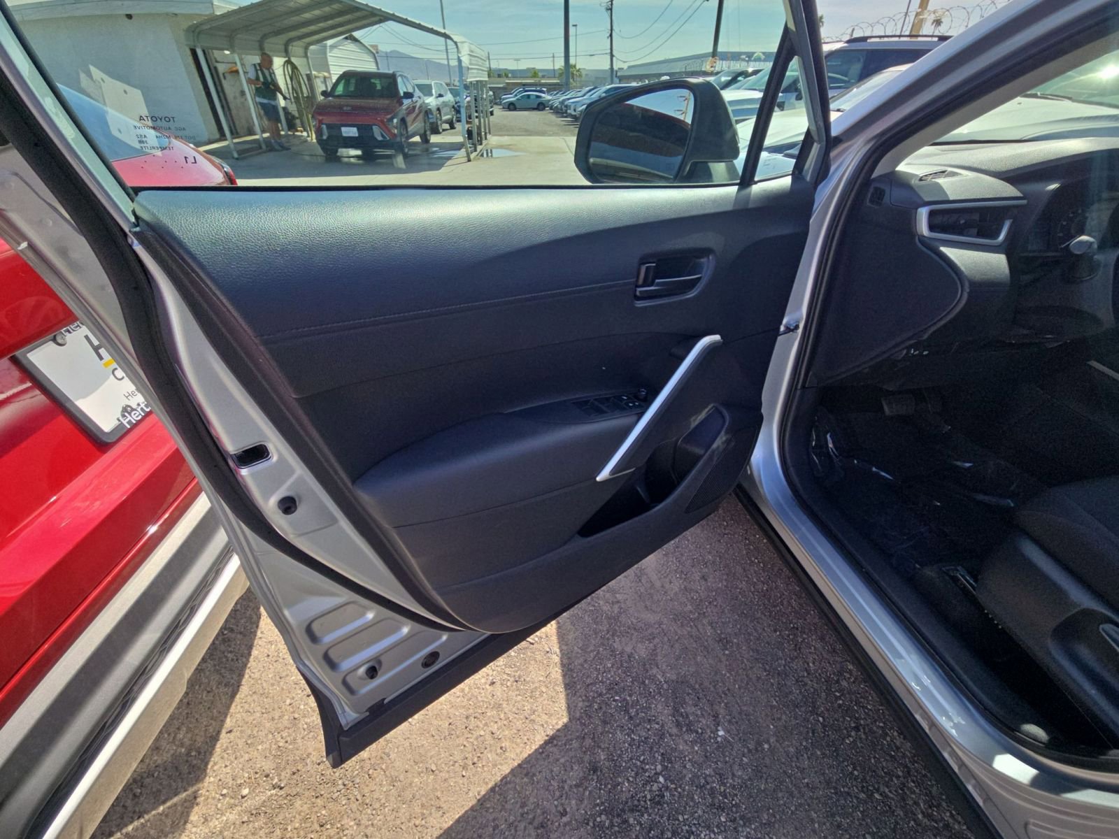 Thumbnail: 2025 Toyota Corolla Cross - 24