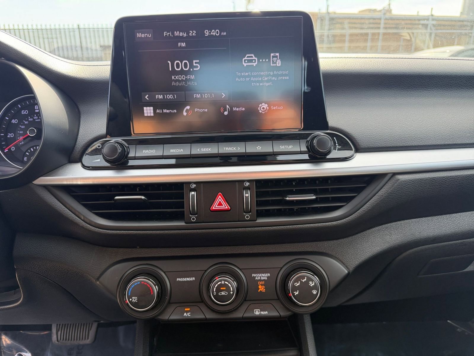 Thumbnail: 2023 Kia Forte - 17