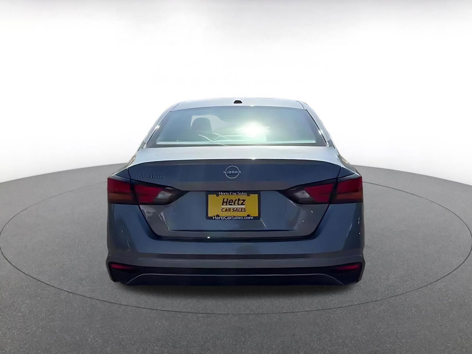 Thumbnail: 2025 Nissan Altima - 12
