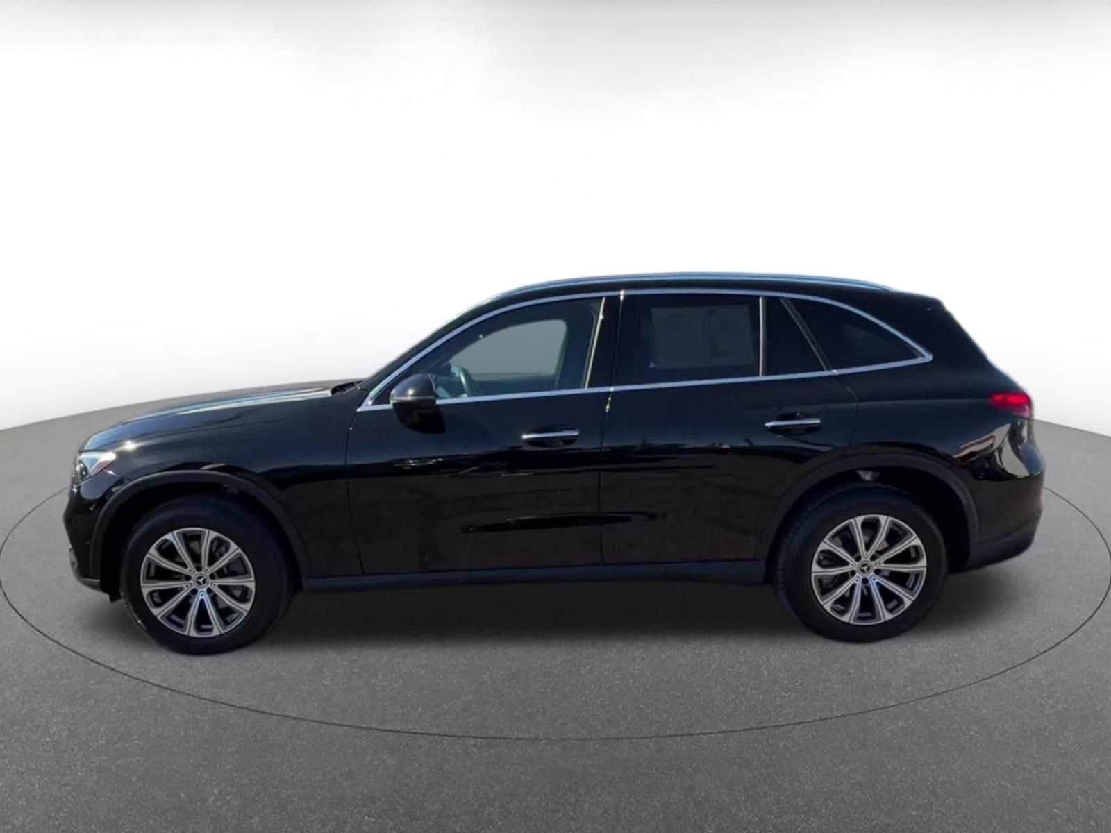 Thumbnail: 2024 Mercedes-Benz GLC - 8