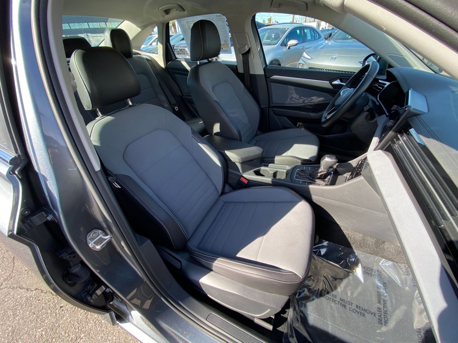 Thumbnail: 2025 Volkswagen Jetta - 27