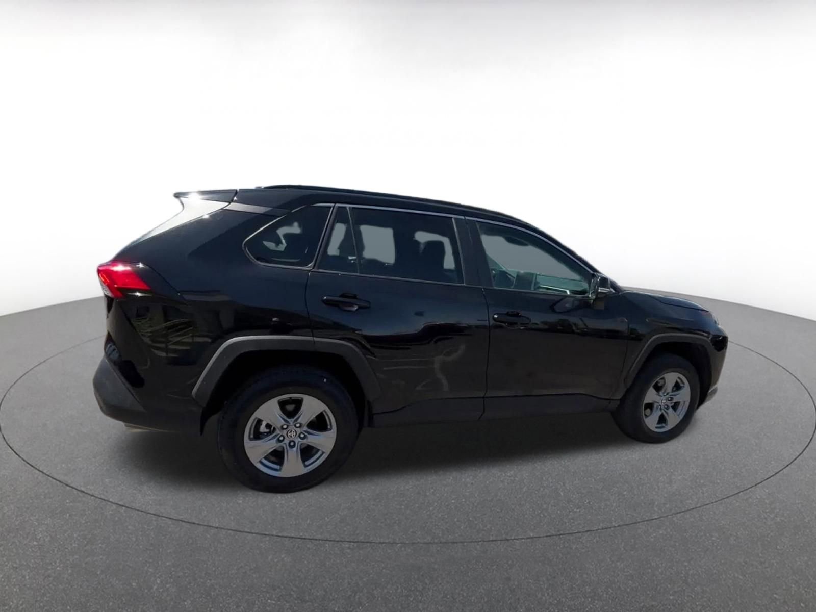 Thumbnail: 2025 Toyota RAV4 - 12