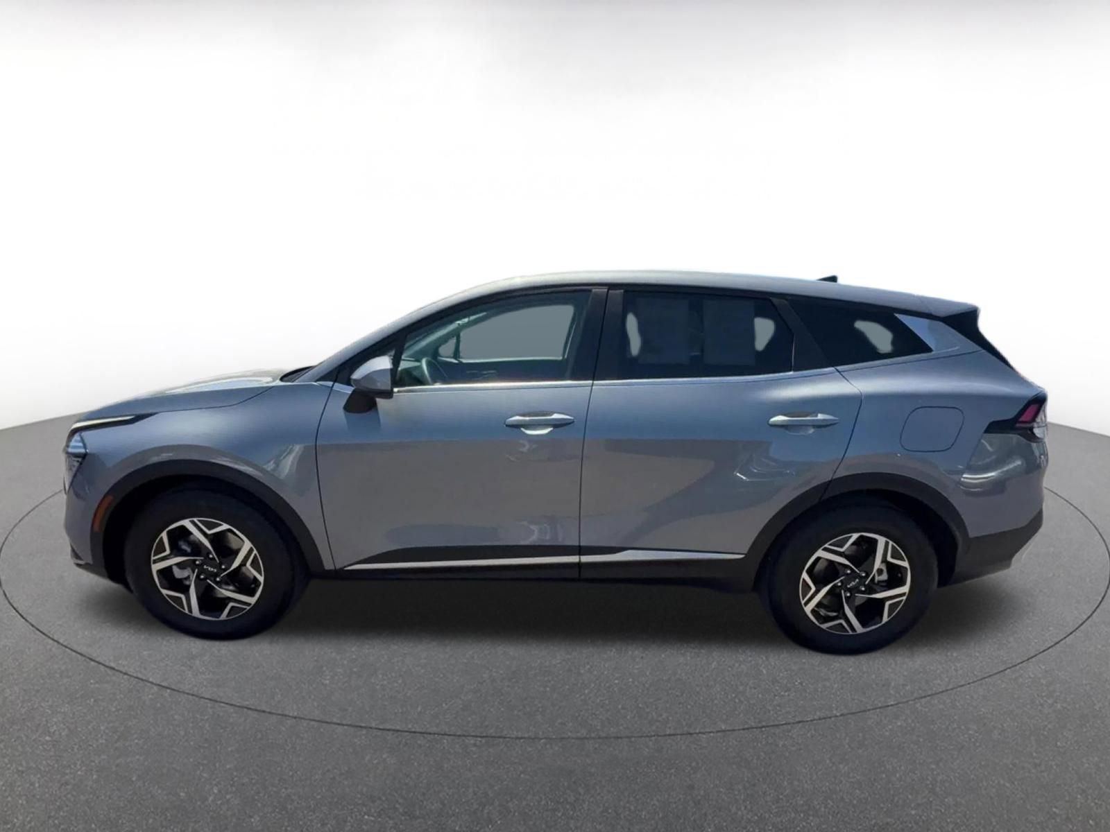 Thumbnail: 2025 Kia Sportage - 9
