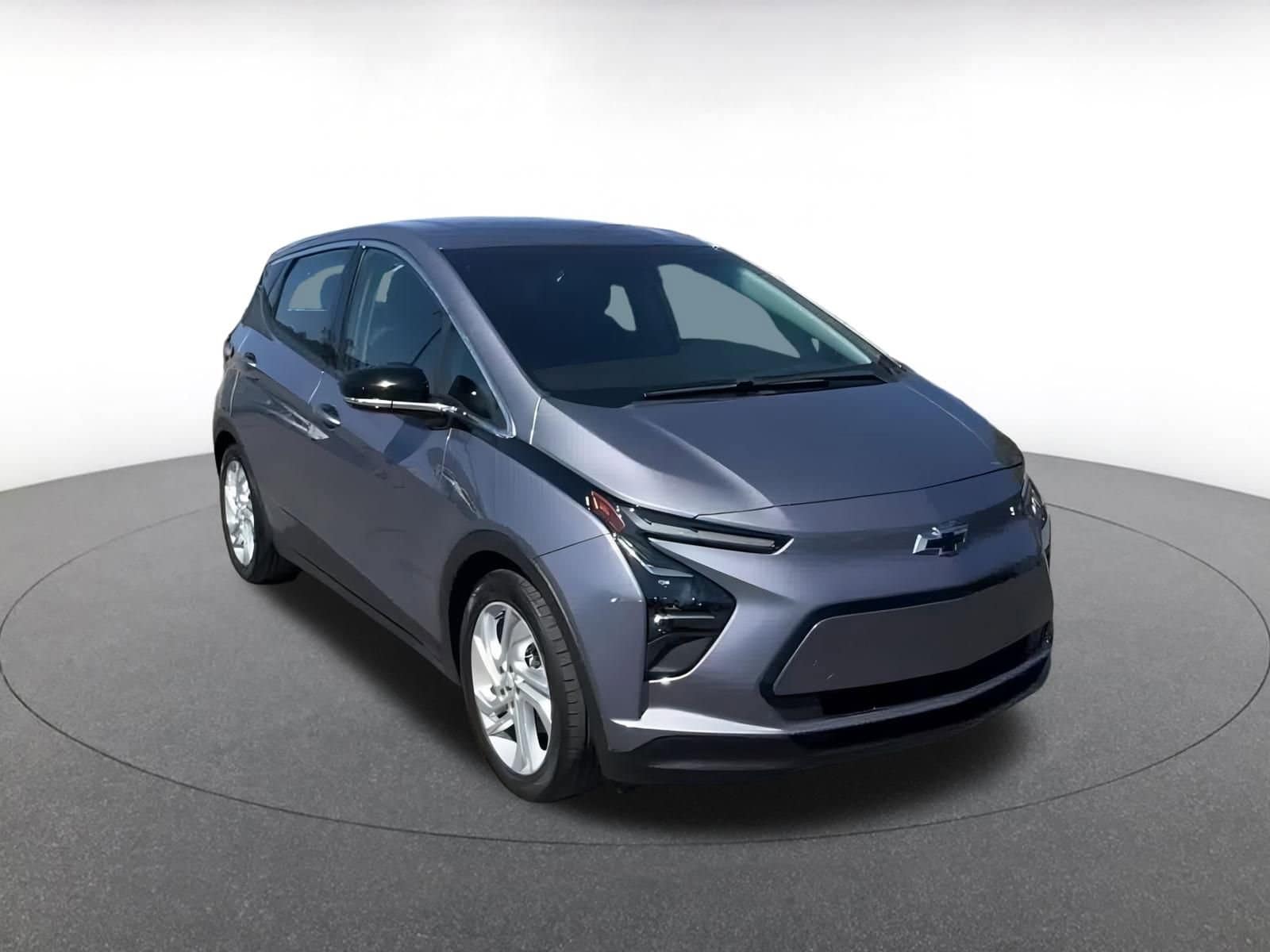 Thumbnail: 2023 Chevrolet Bolt EV - 3