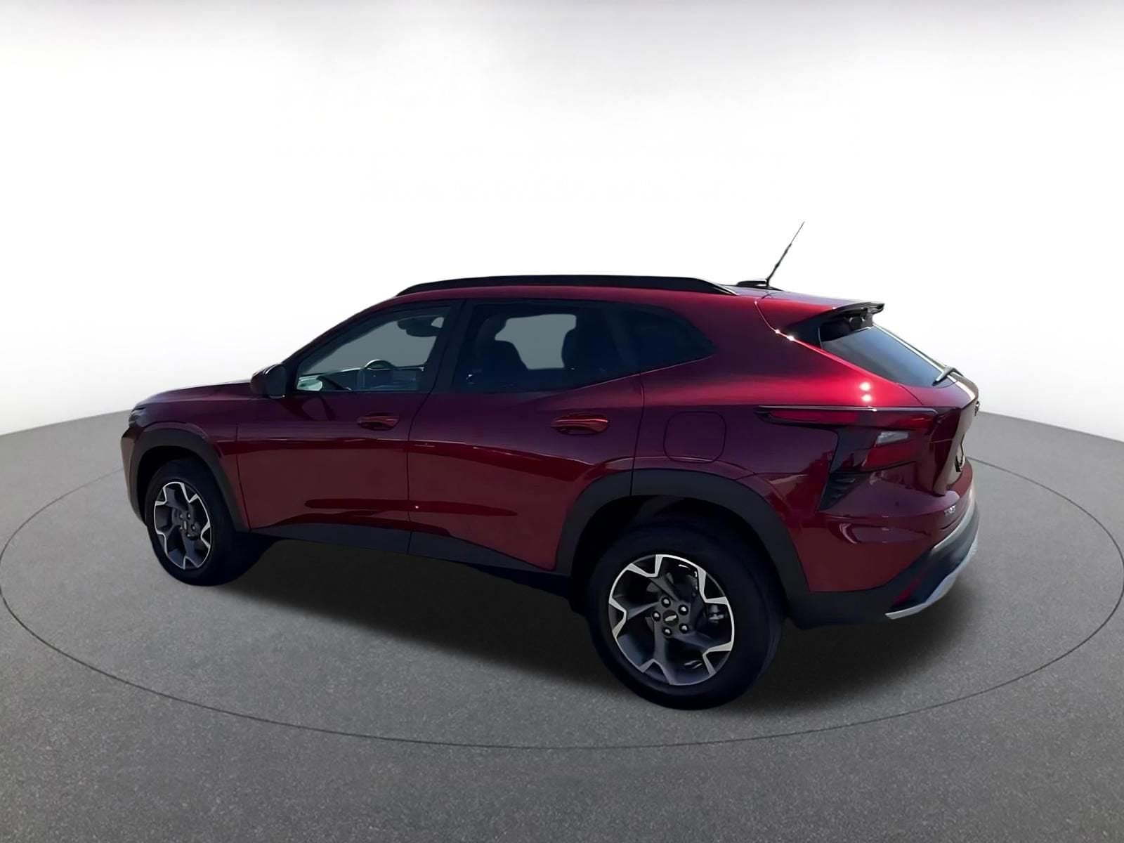Thumbnail: 2025 Chevrolet Trax - 10