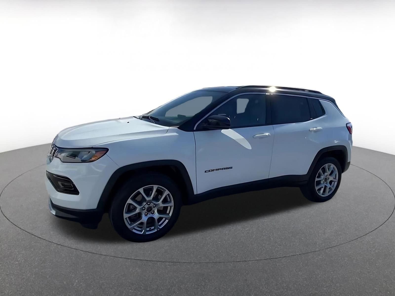 Thumbnail: 2025 Jeep Compass - 8