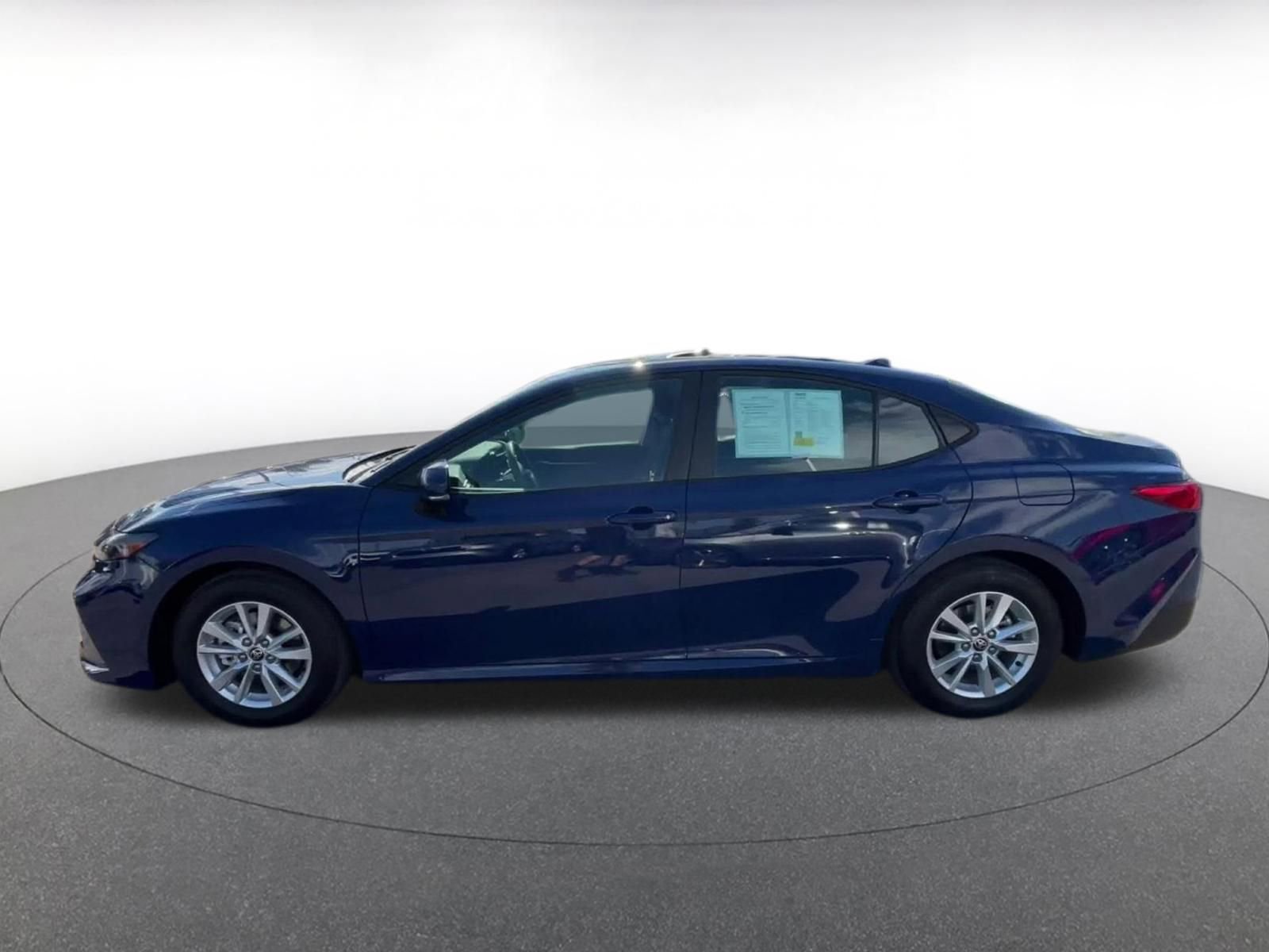 Thumbnail: 2025 Toyota Camry - 9