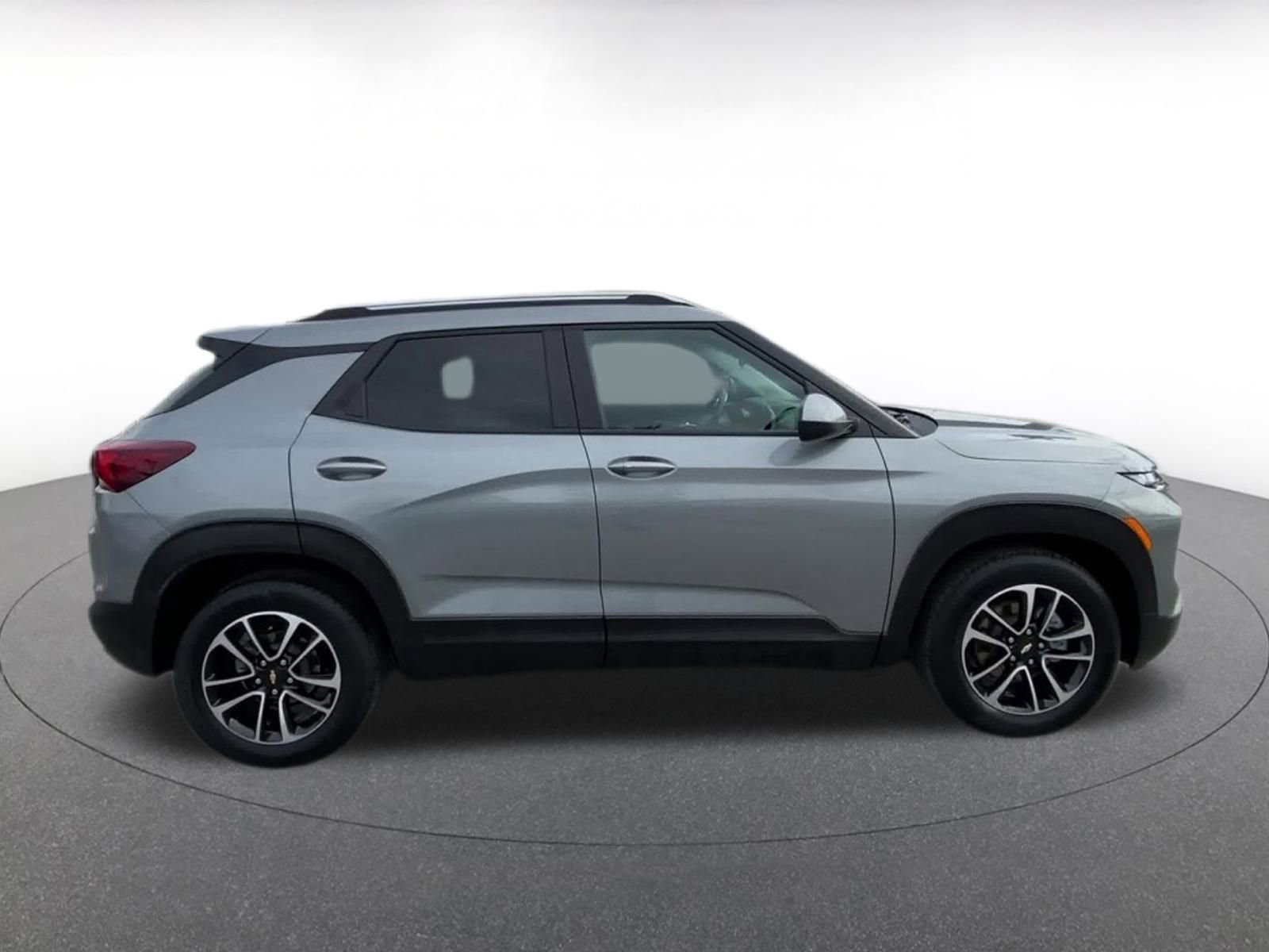 Thumbnail: 2025 Chevrolet TrailBlazer - 16