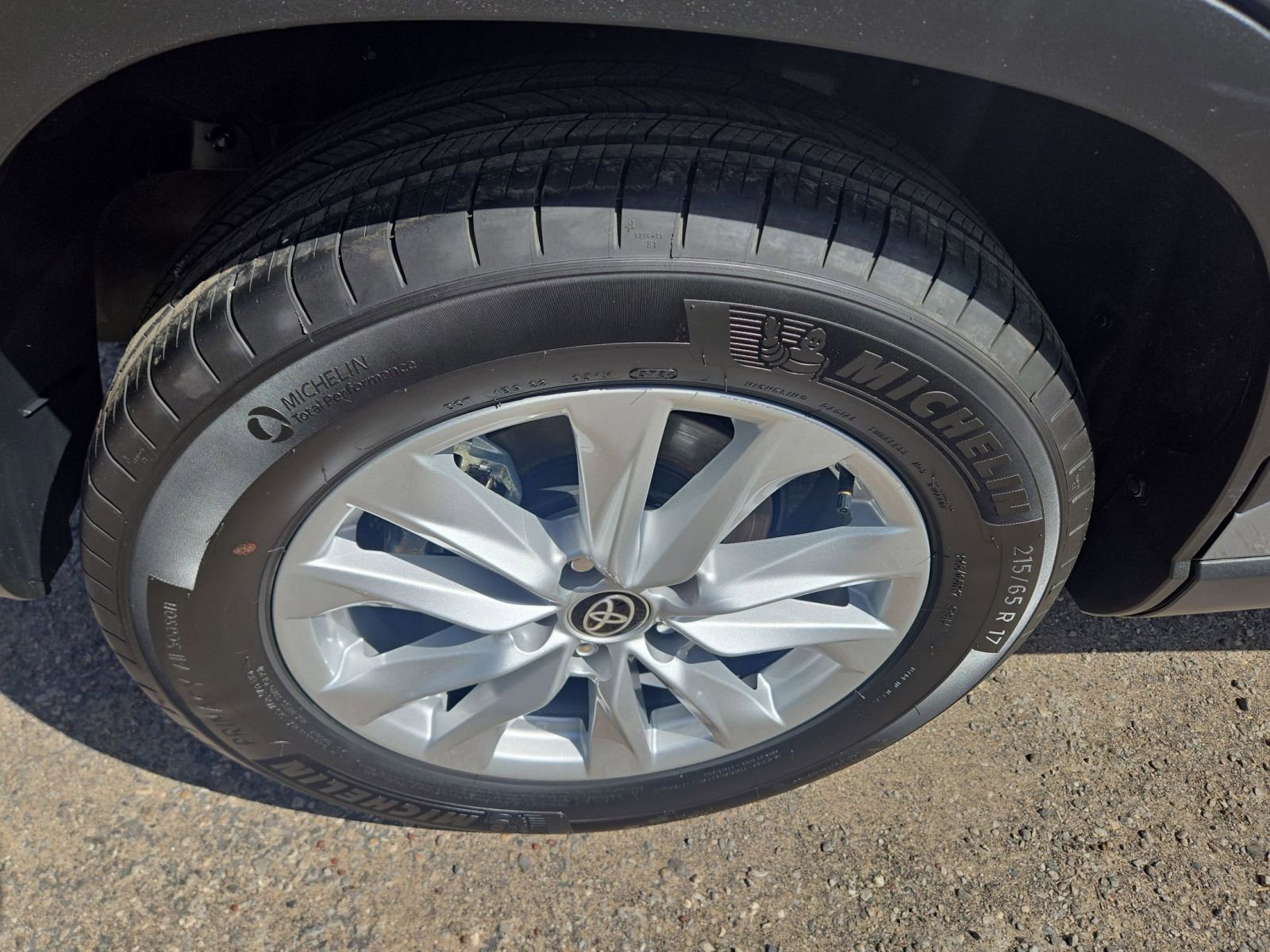 Thumbnail: 2025 Toyota Corolla Cross - 9