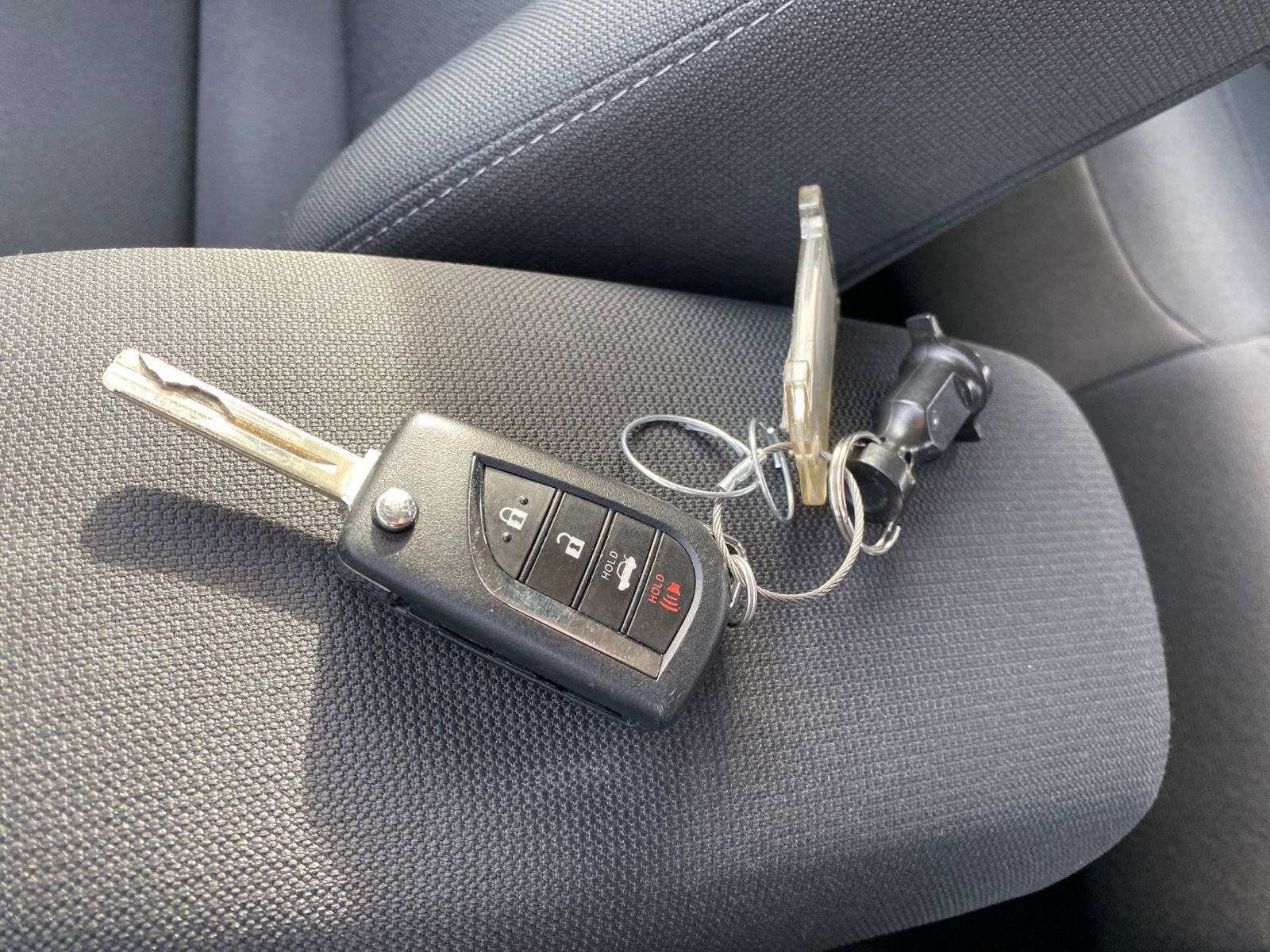 Thumbnail: 2025 Toyota Corolla - 22