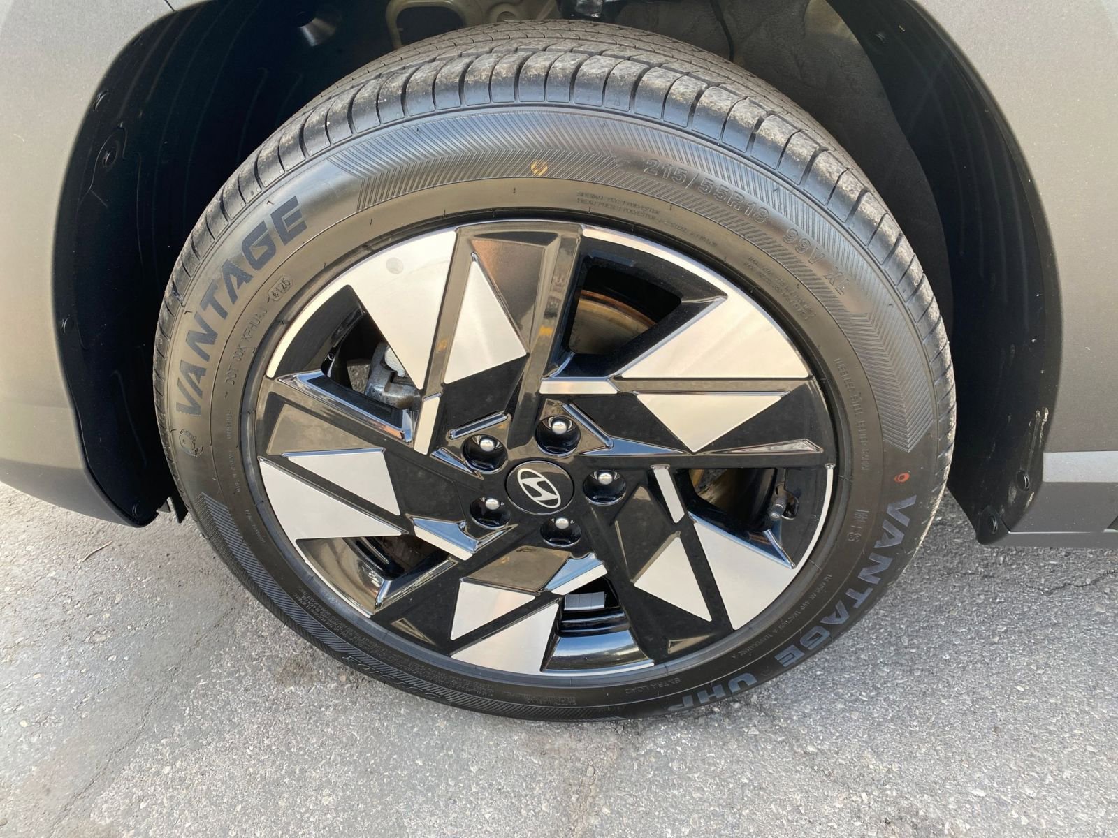 Thumbnail: 2025 Hyundai Kona - 30