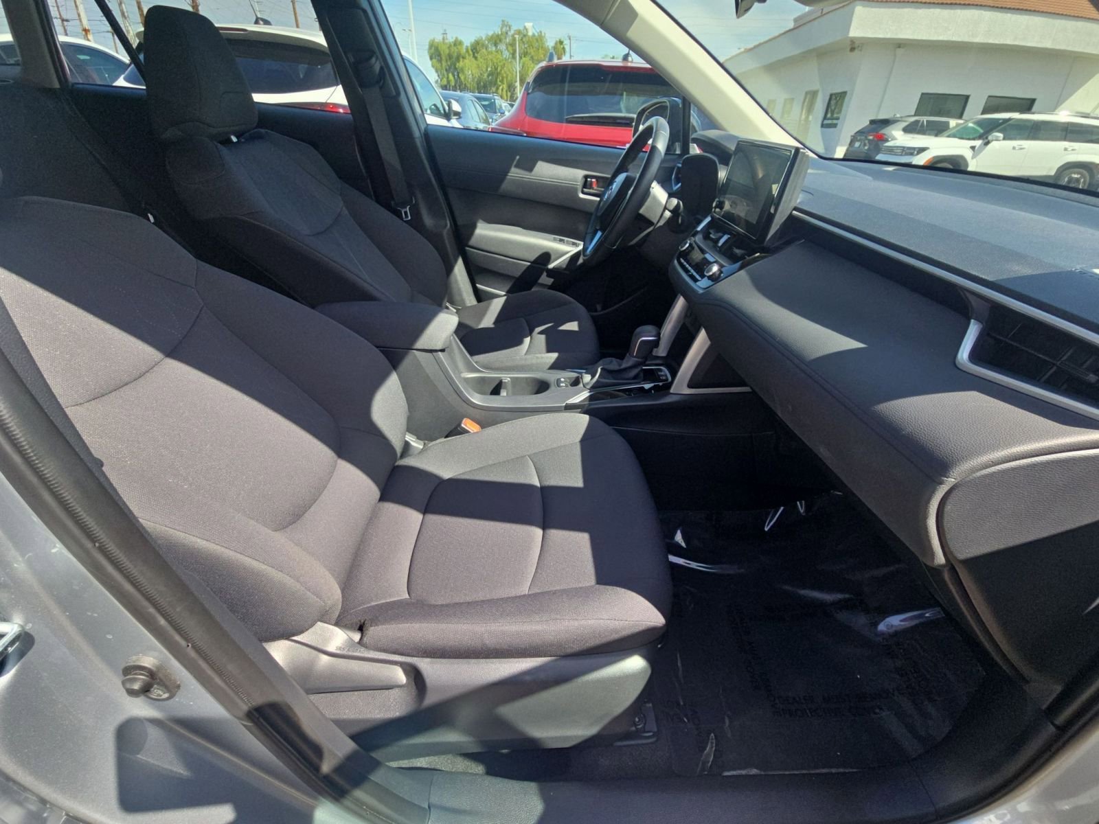 Thumbnail: 2025 Toyota Corolla Cross - 14