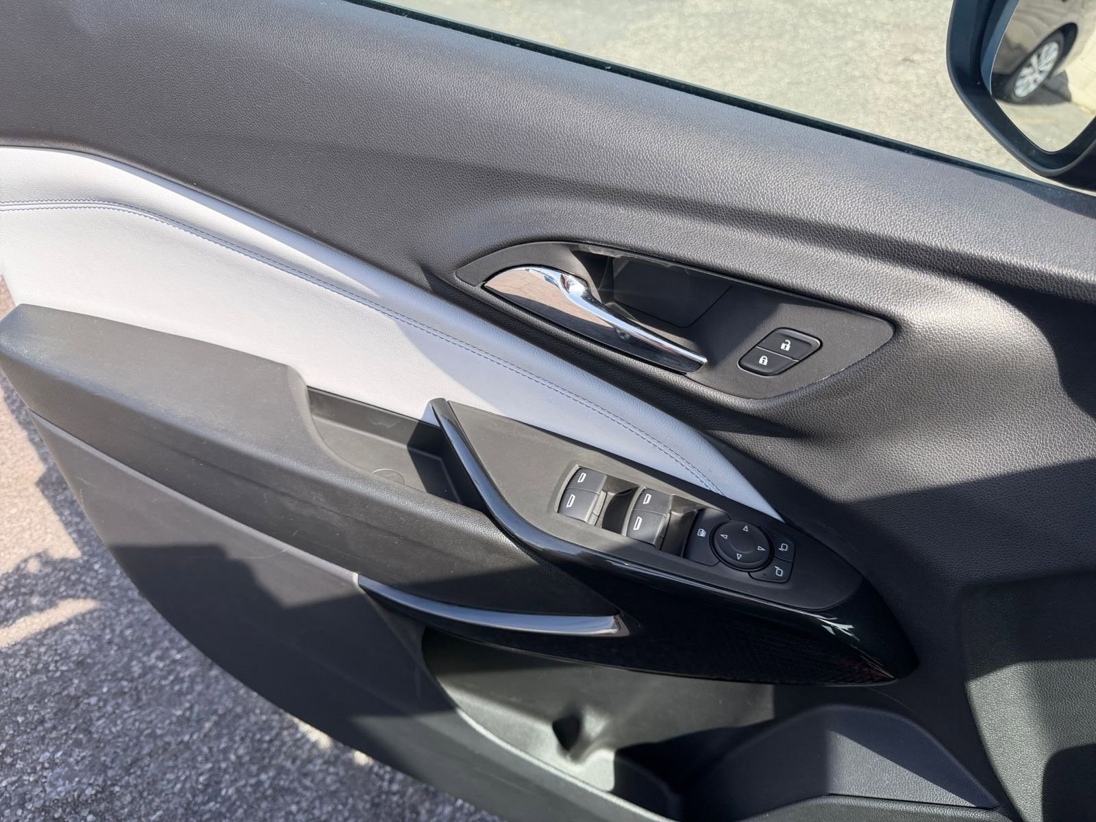 Thumbnail: 2025 Chevrolet Trax - 18