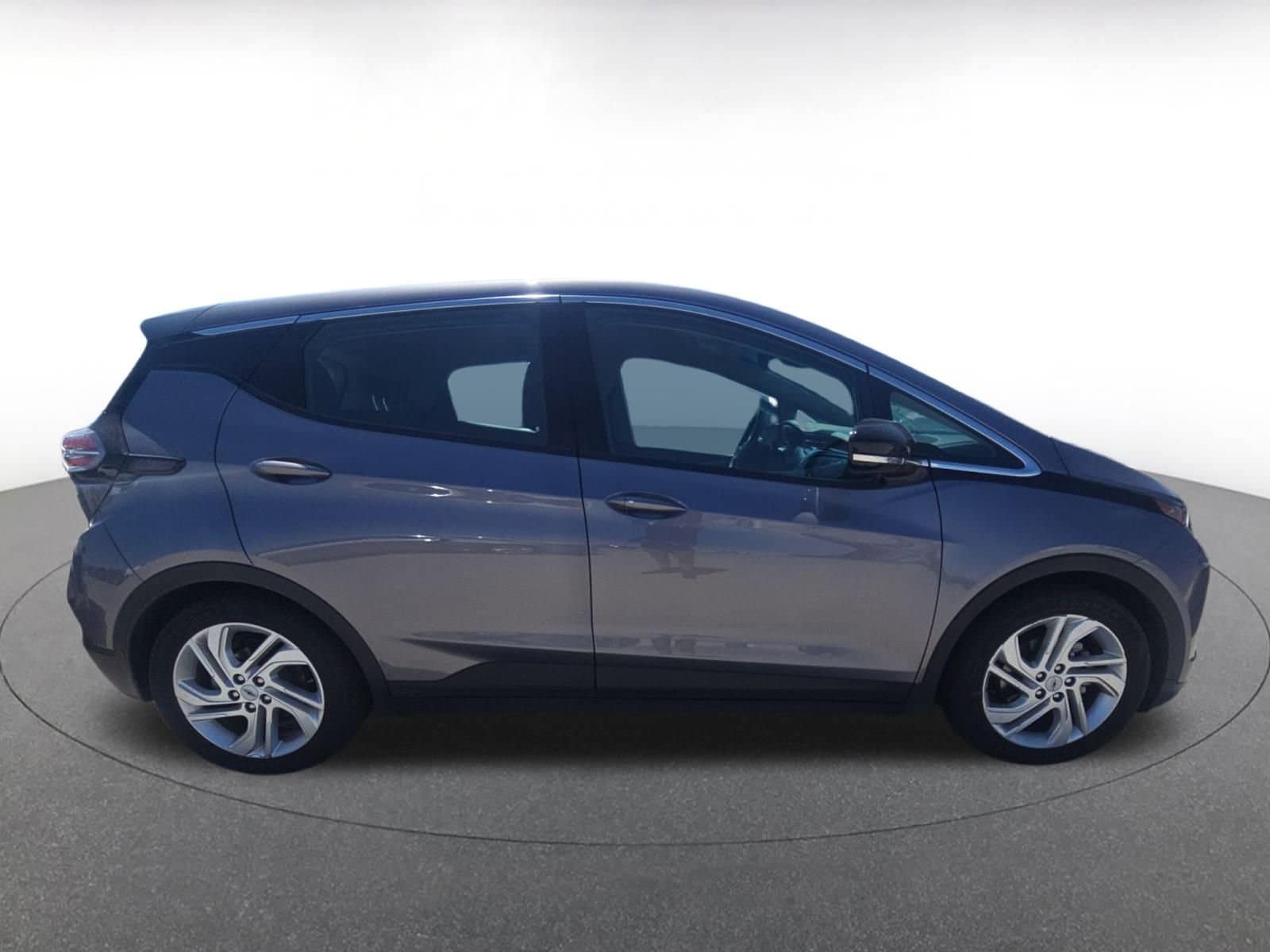Thumbnail: 2023 Chevrolet Bolt EV - 9