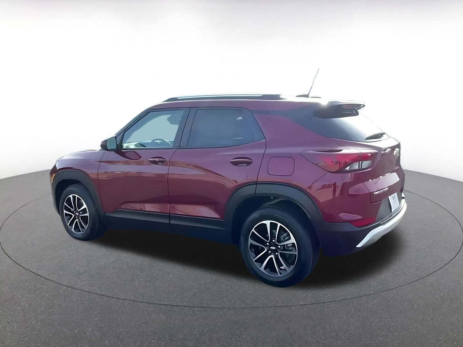 Thumbnail: 2025 Chevrolet TrailBlazer - 10