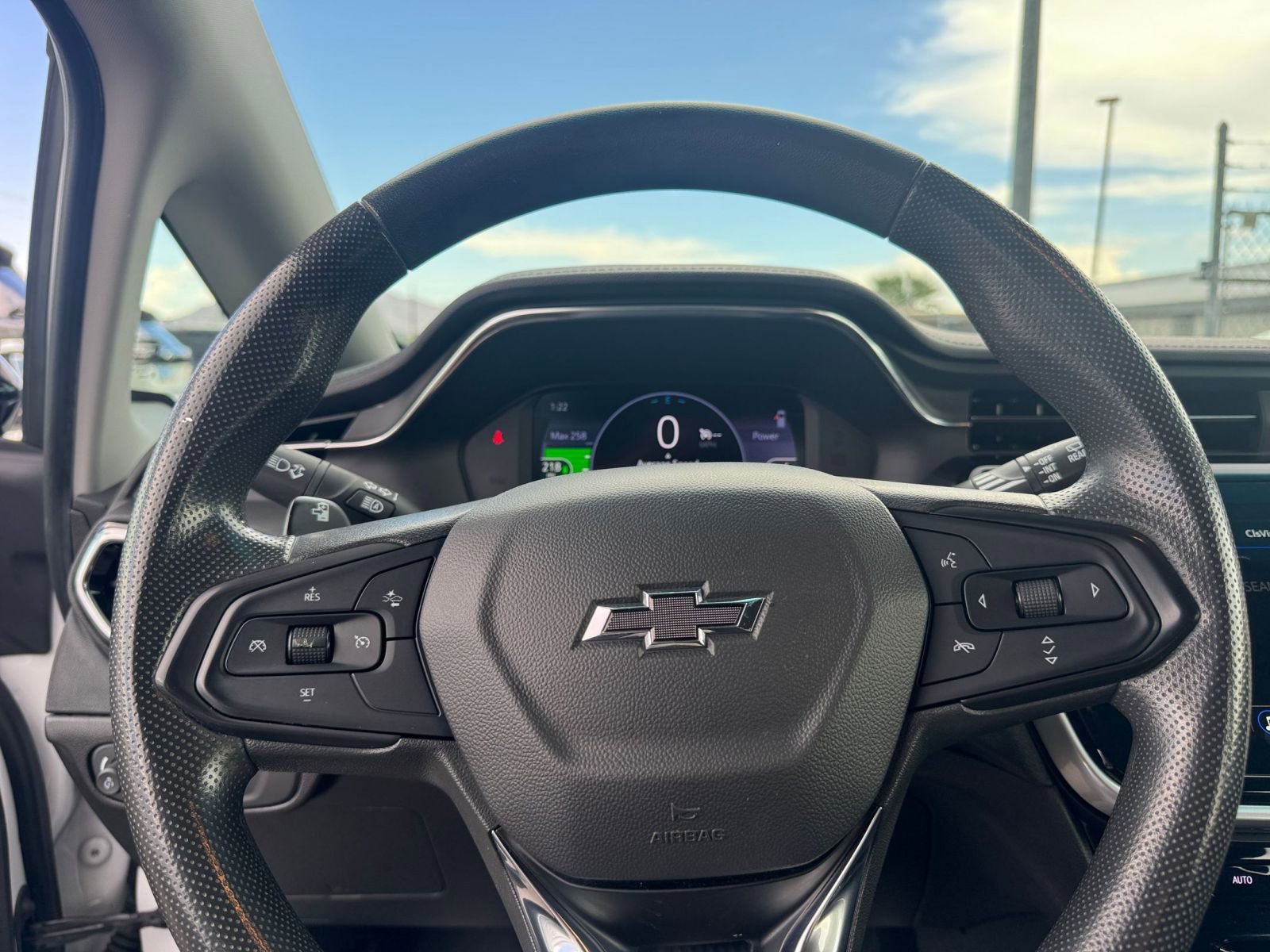 Thumbnail: 2023 Chevrolet Bolt EV - 30