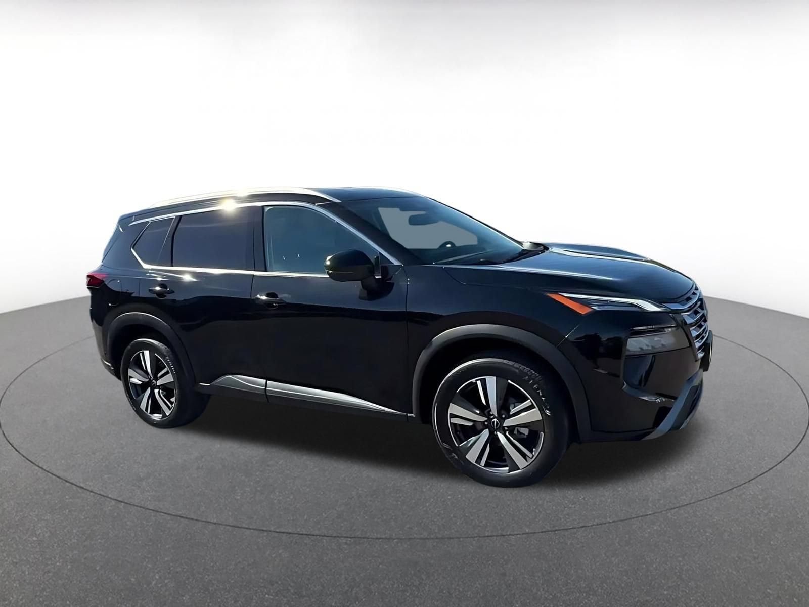 Thumbnail: 2026 Nissan Rogue - 2