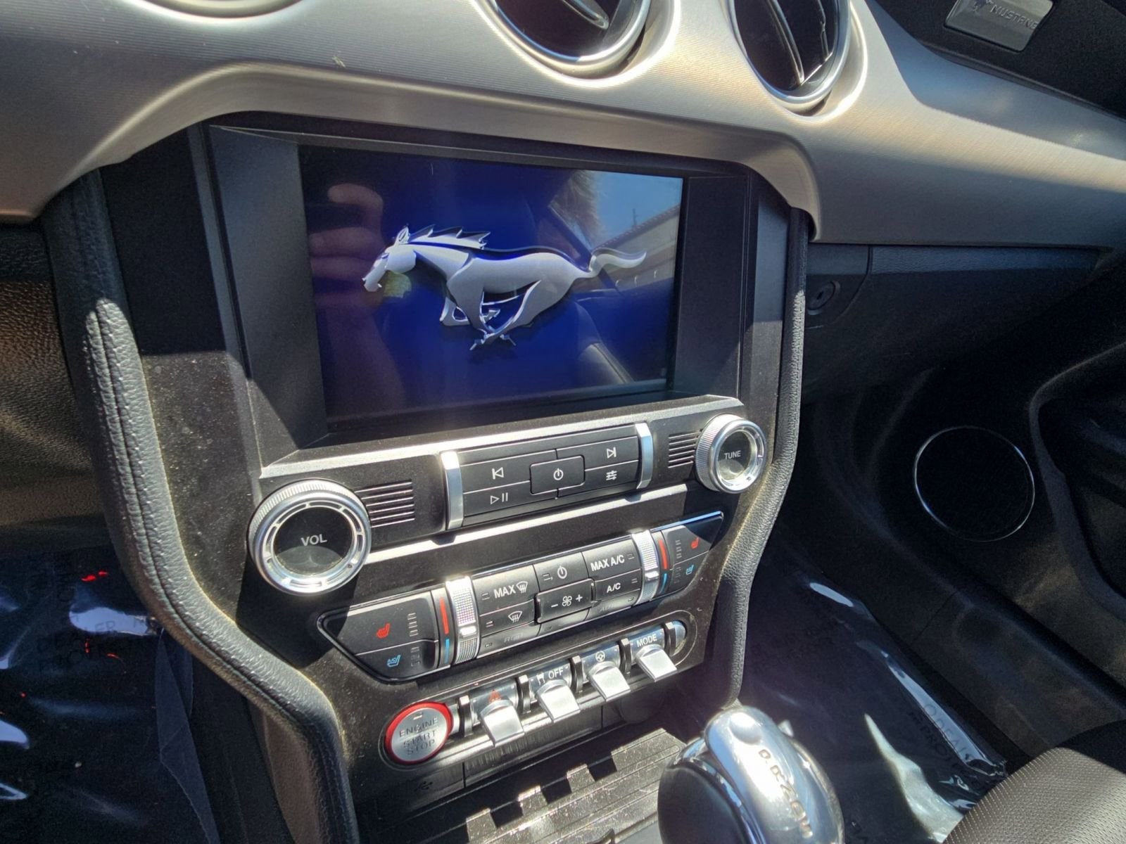 Thumbnail: 2022 Ford Mustang - 28