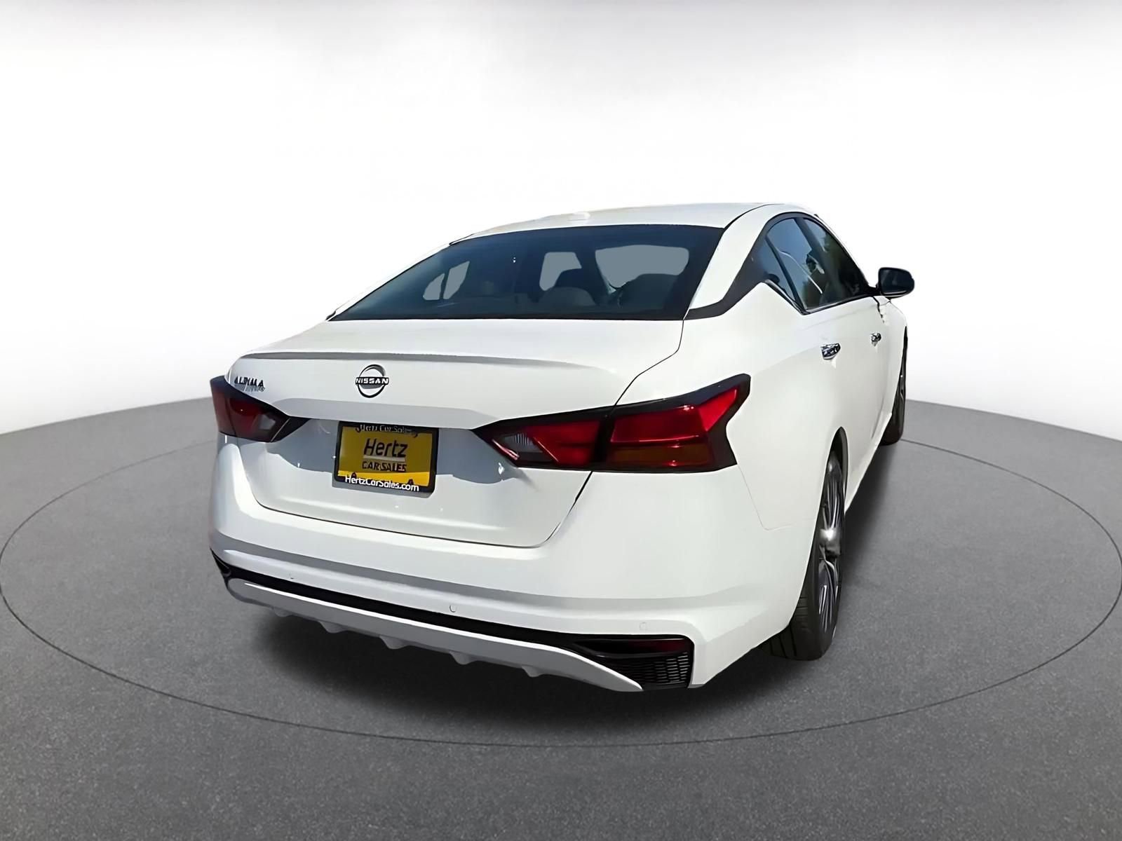 Thumbnail: 2025 Nissan Altima - 15