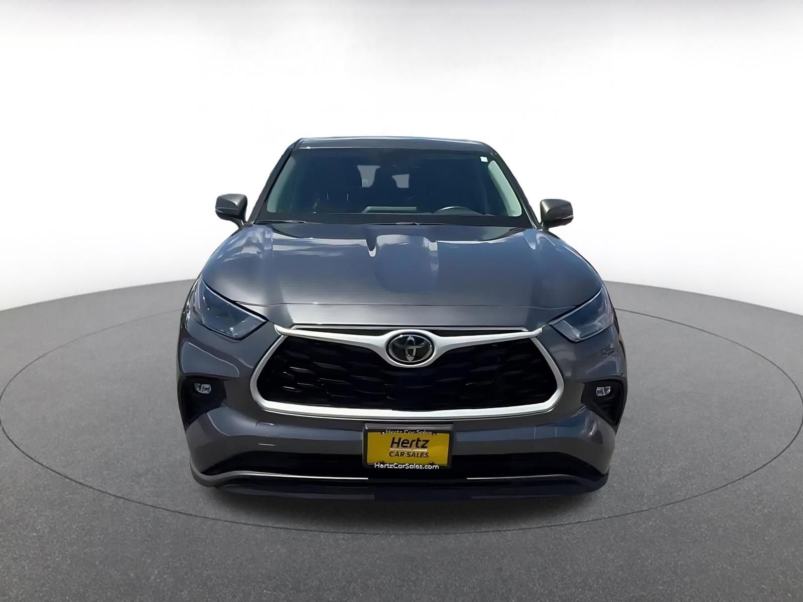 Thumbnail: 2025 Toyota Highlander - 4