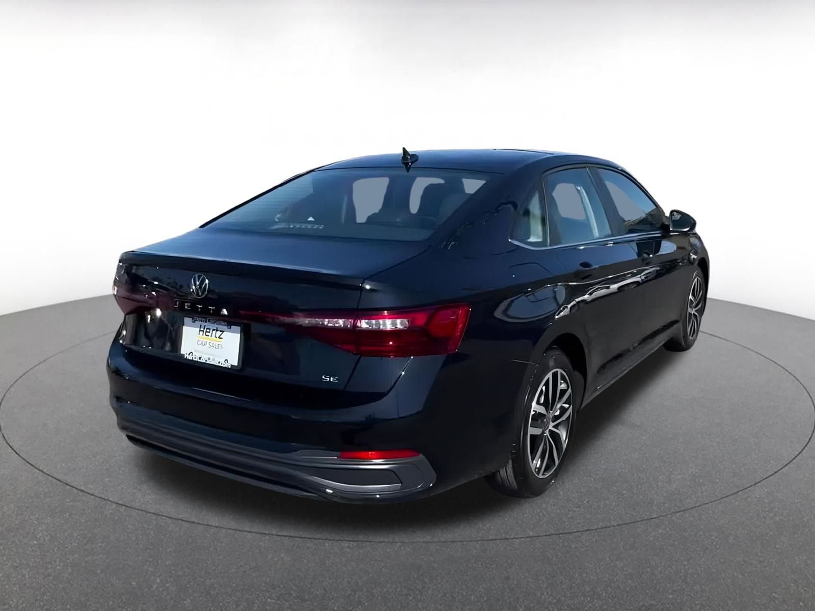 Thumbnail: 2025 Volkswagen Jetta - 14