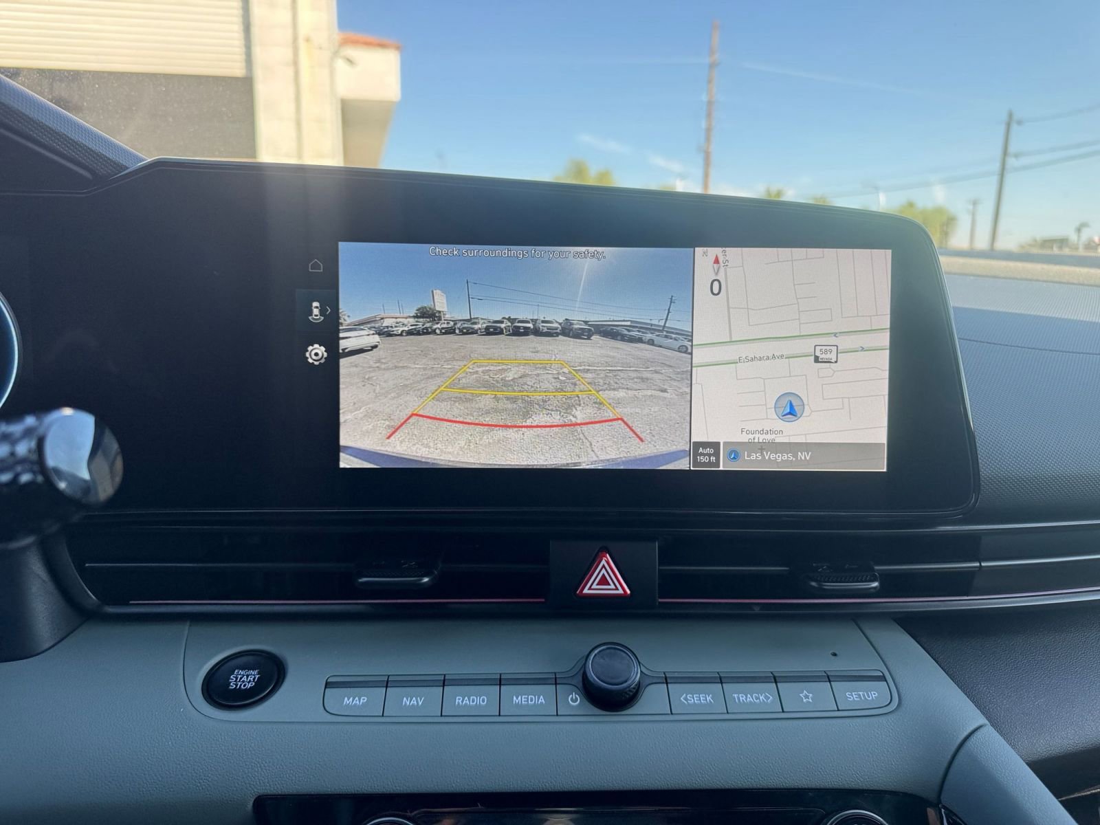 Thumbnail: 2025 Hyundai Elantra - 17