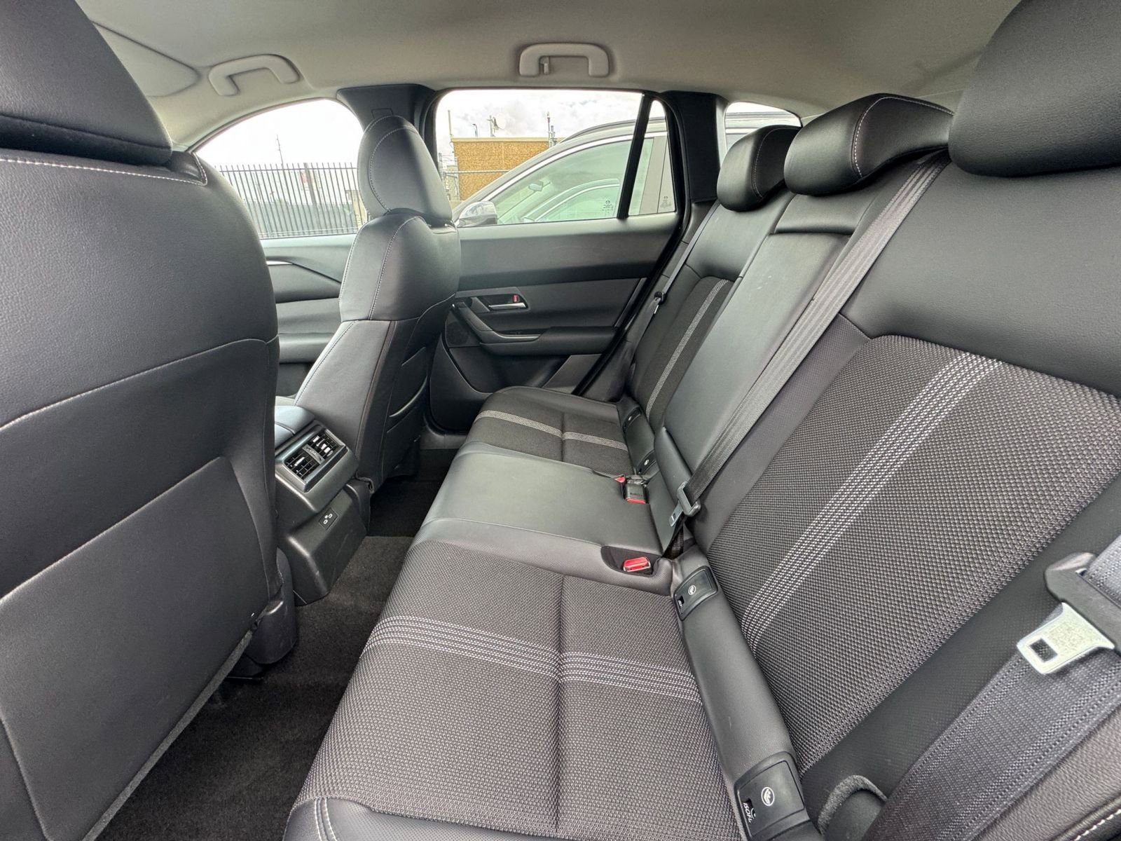 Thumbnail: 2025 Mazda CX-50 - 23