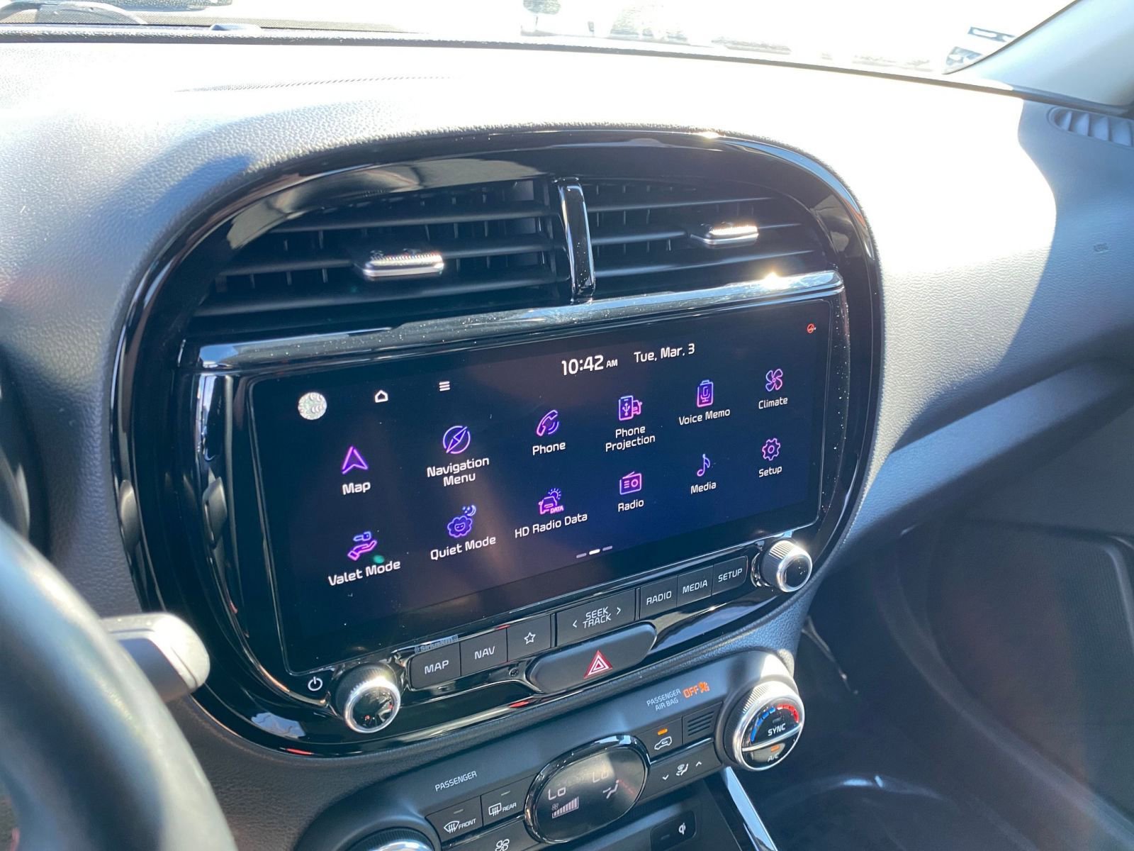 Thumbnail: 2023 Kia Soul - 21