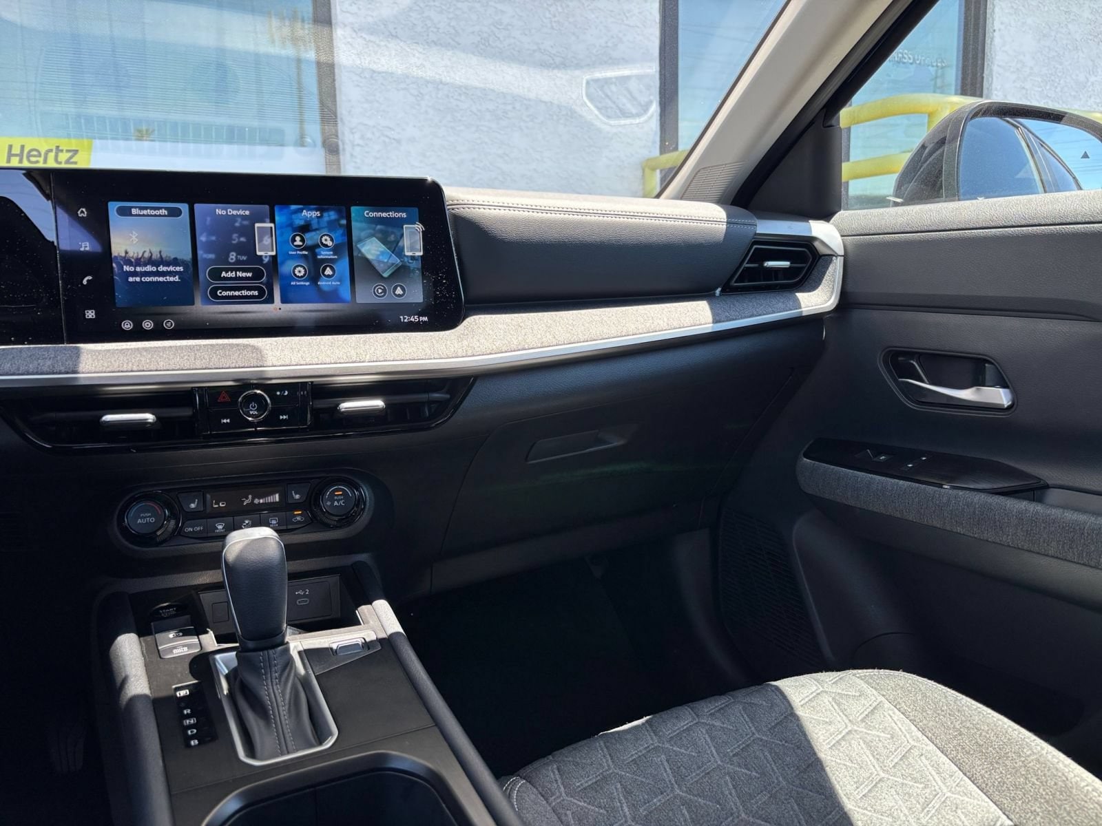 Thumbnail: 2026 Nissan Kicks - 34