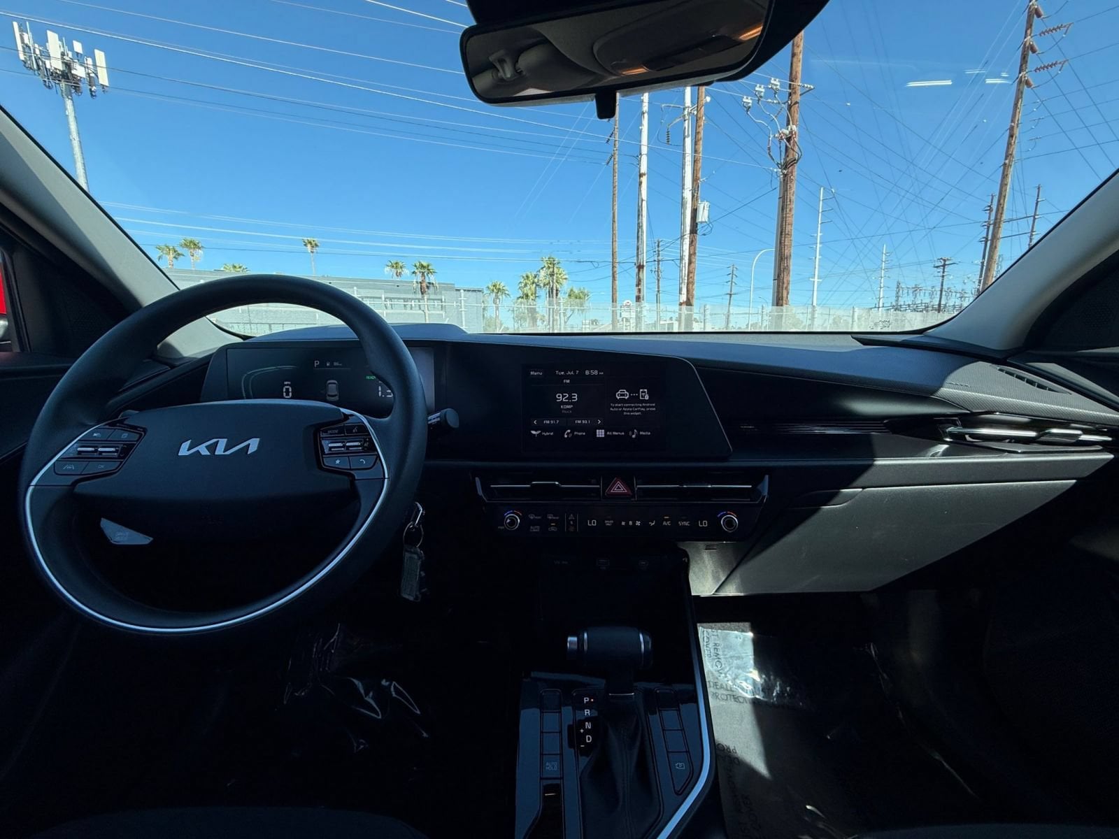 Thumbnail: 2026 Kia Niro - 31