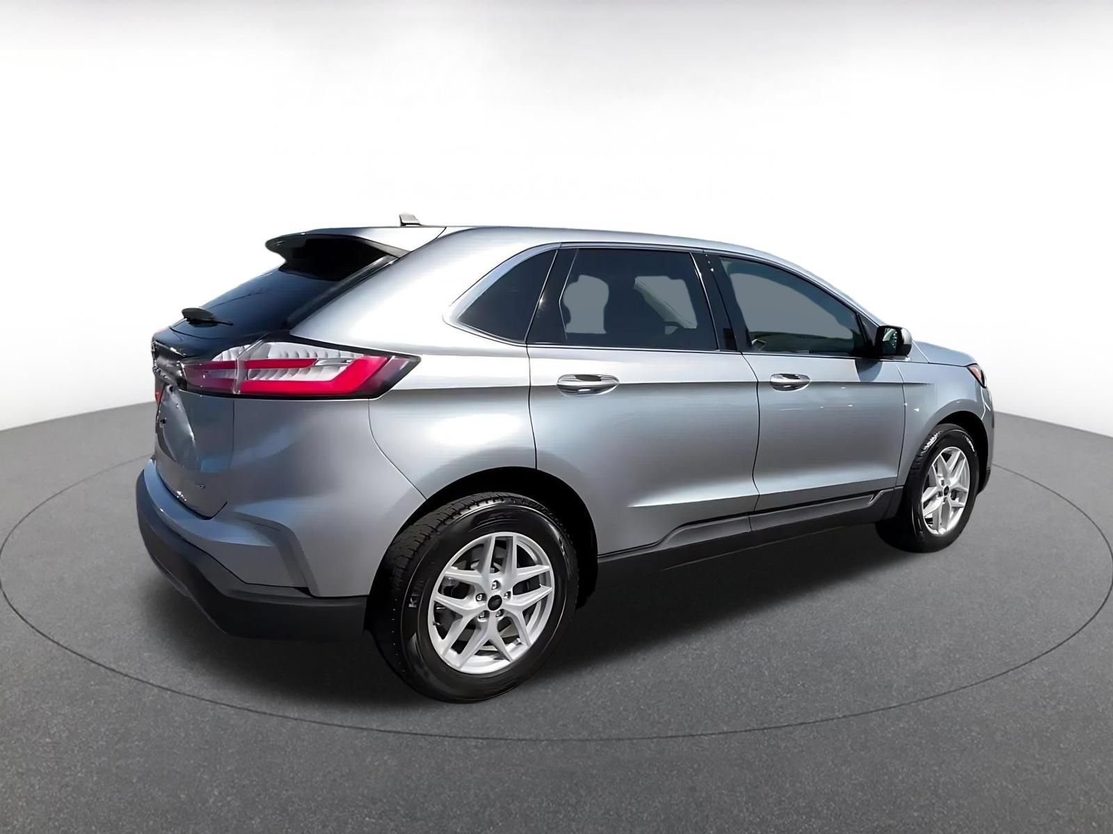 Thumbnail: 2024 Ford Edge - 15
