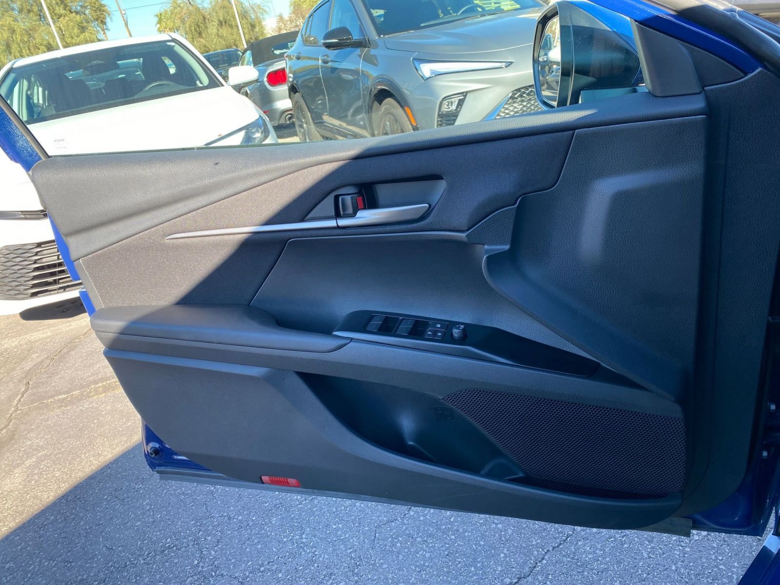 Thumbnail: 2025 Toyota Camry - 20