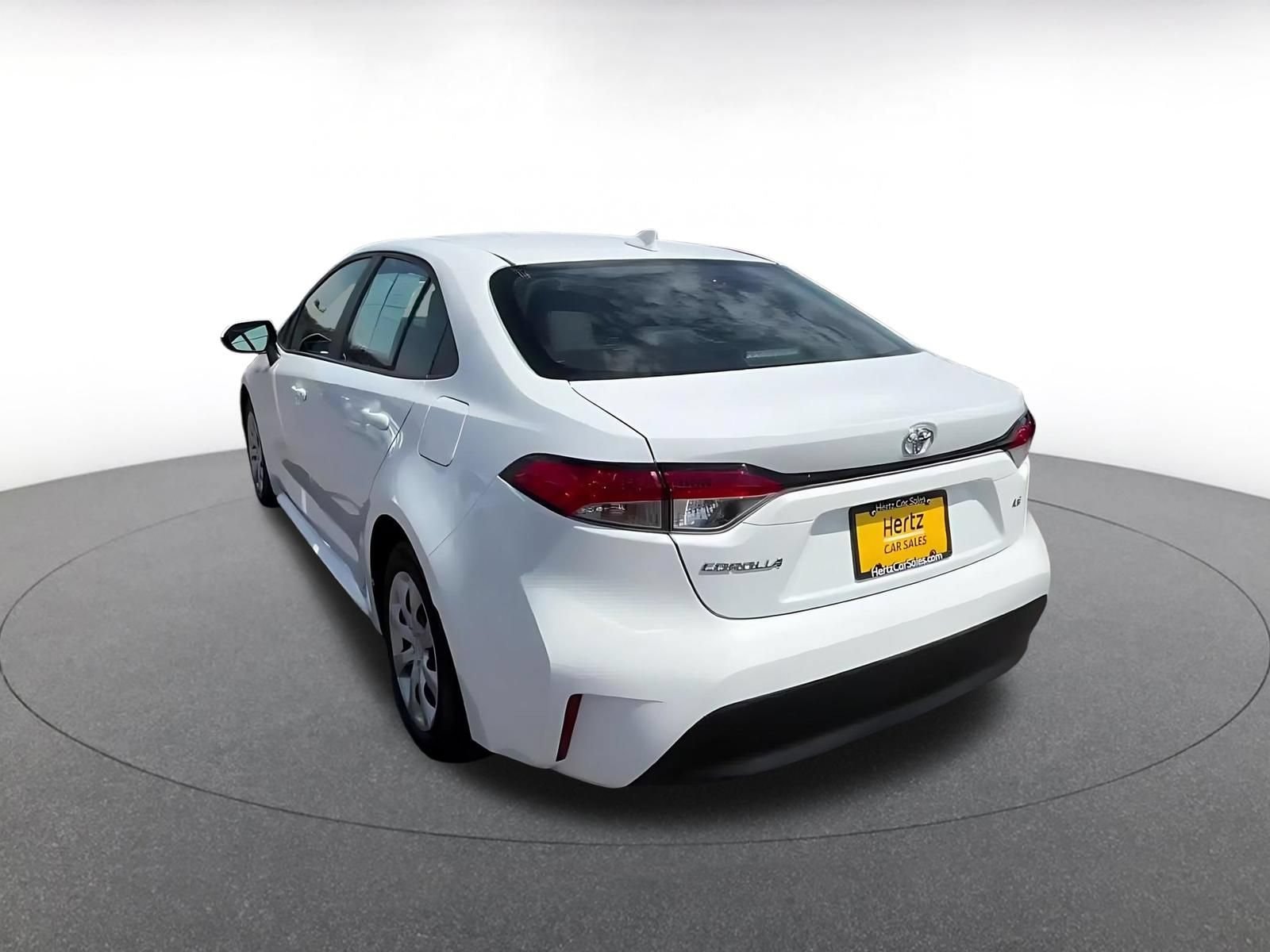 Thumbnail: 2025 Toyota Corolla - 10