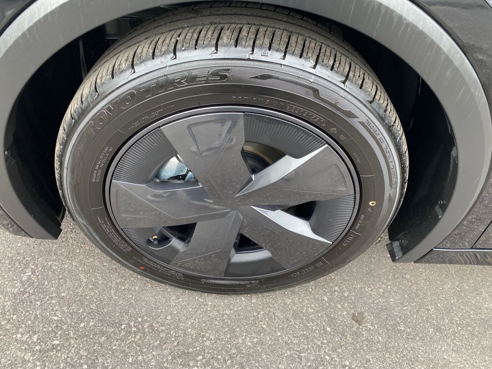 Thumbnail: 2025 Toyota Prius - 30