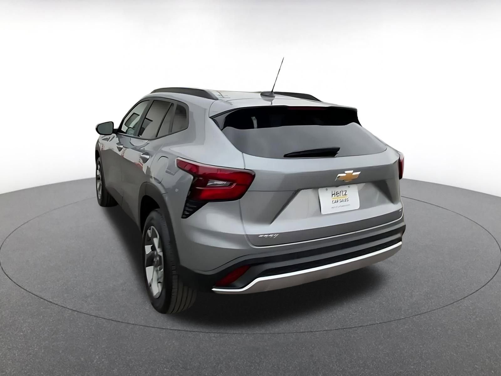 Thumbnail: 2025 Chevrolet Trax - 11