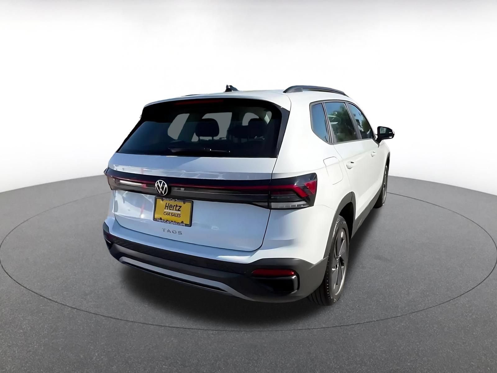 Thumbnail: 2026 Volkswagen Taos - 11