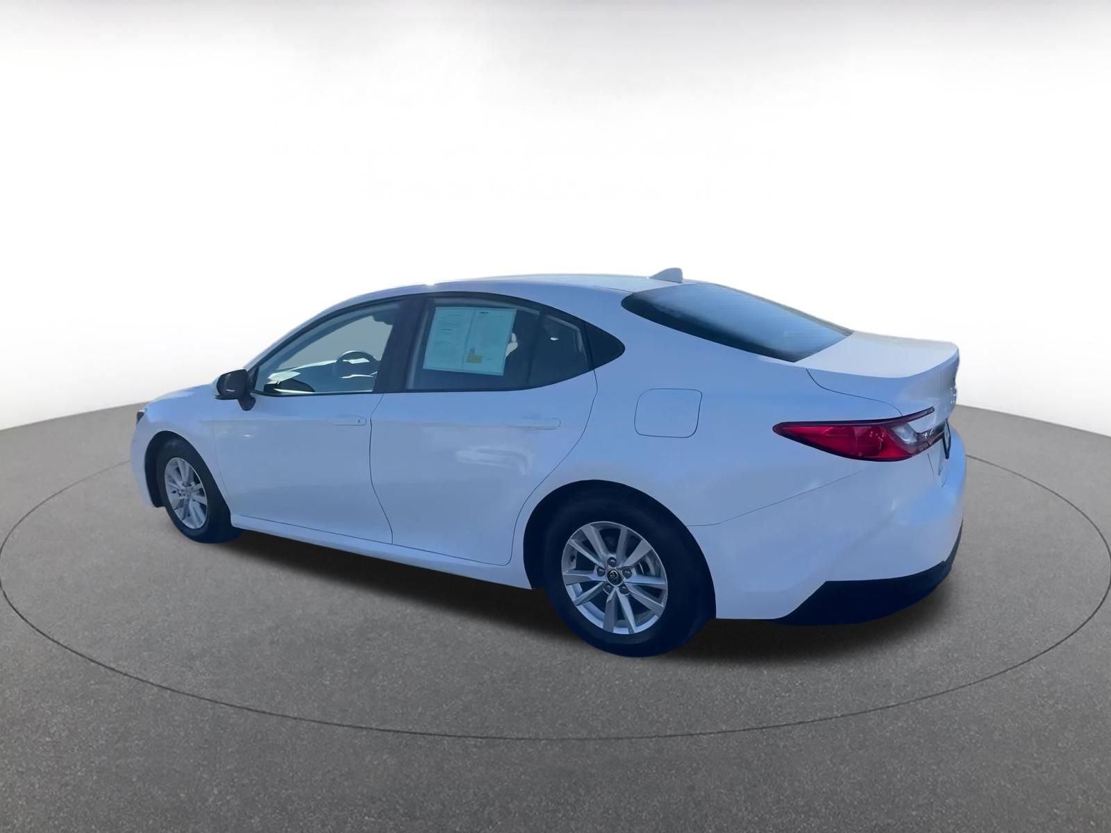 Thumbnail: 2025 Toyota Camry - 10