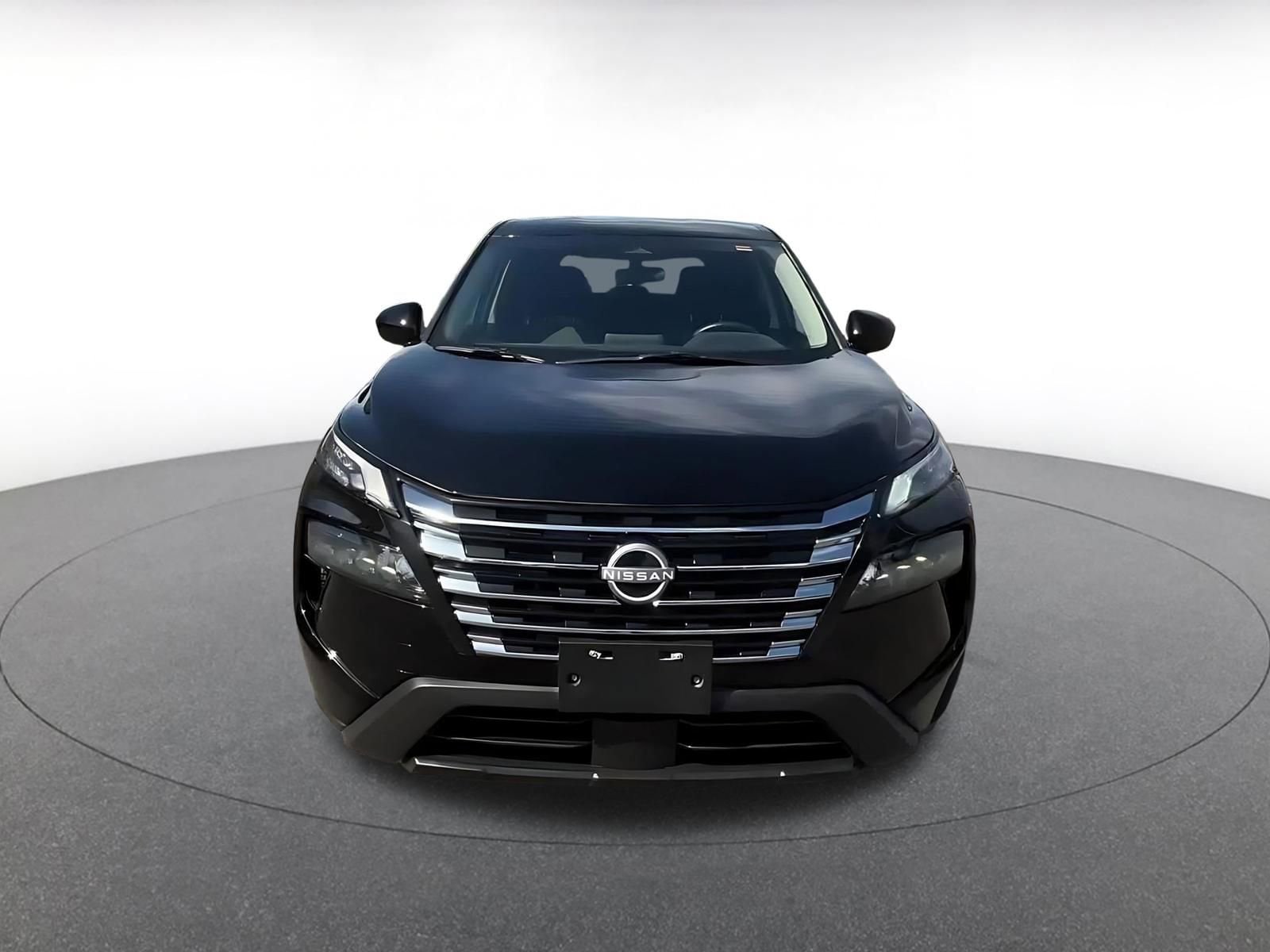 Thumbnail: 2025 Nissan Rogue - 4