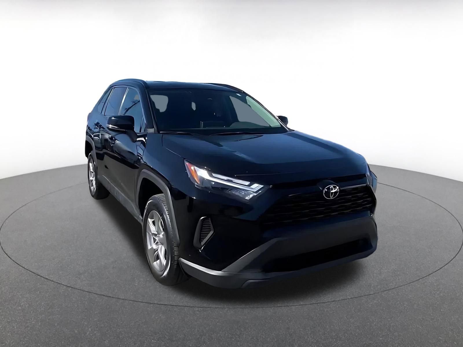 Thumbnail: 2025 Toyota RAV4 - 3