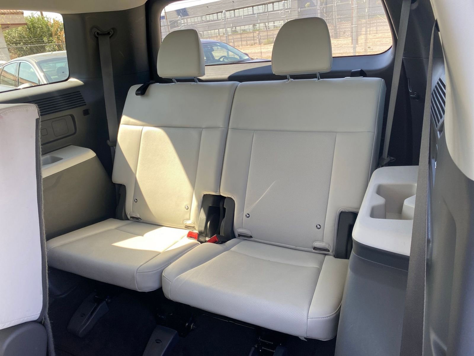 Thumbnail: 2025 Hyundai Santa Fe - 31