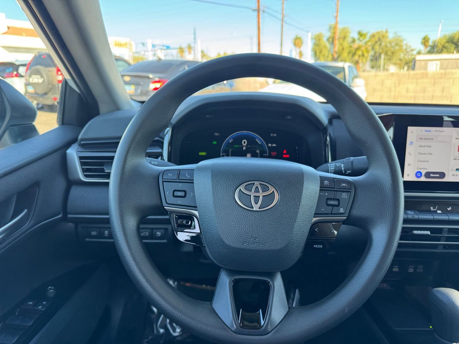 Thumbnail: 2025 Toyota Camry - 32