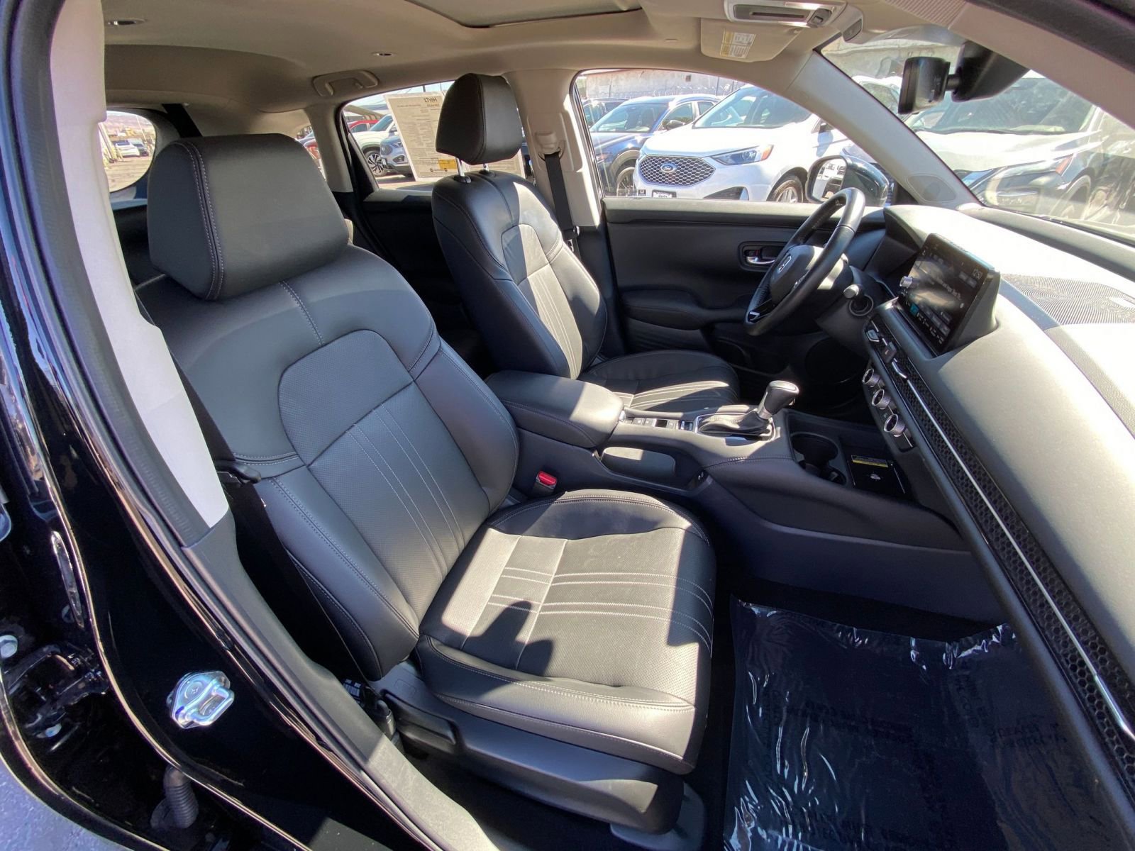 Thumbnail: 2025 Honda HR-V - 27